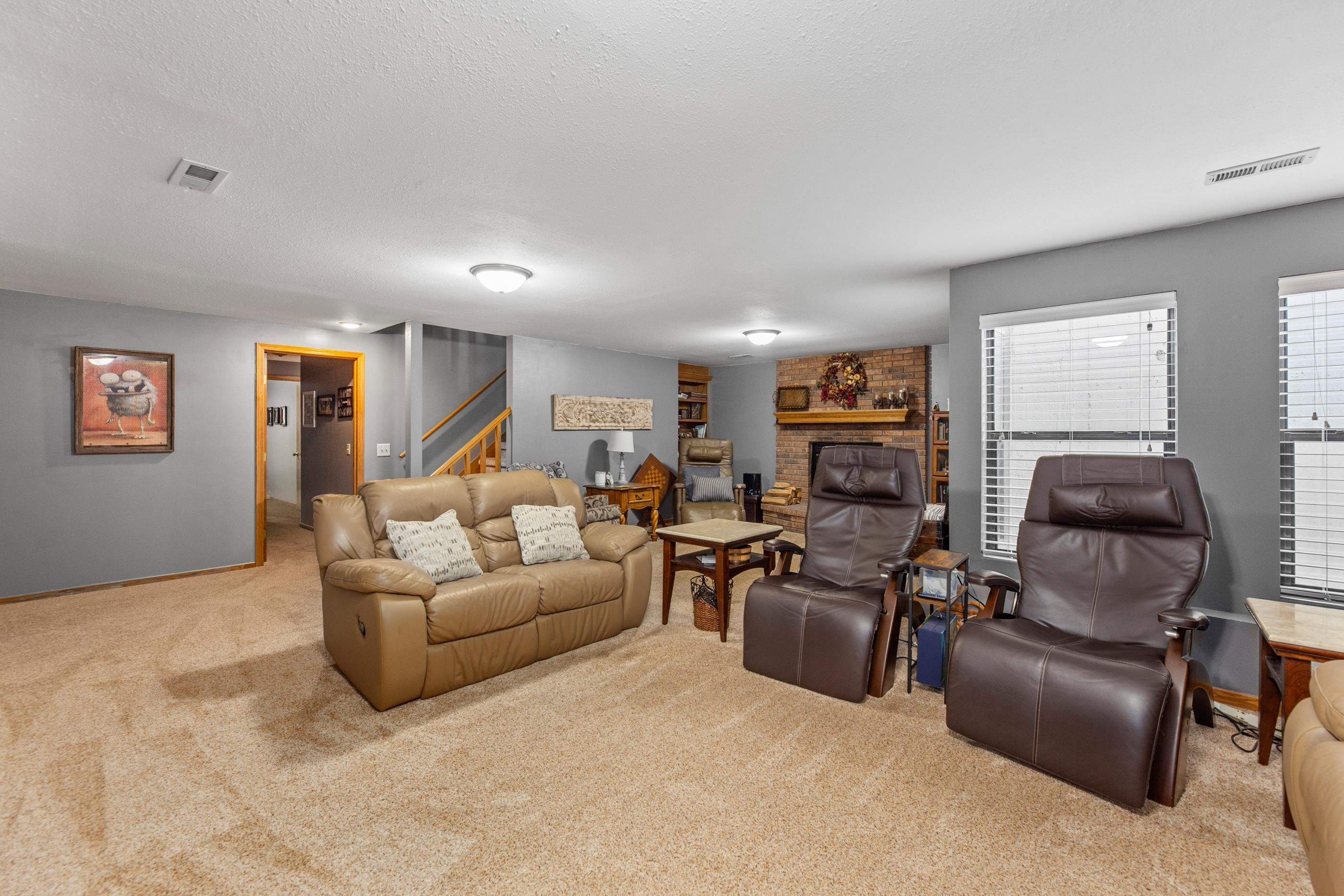 12018 W Rolling Hills St Property Photo 32