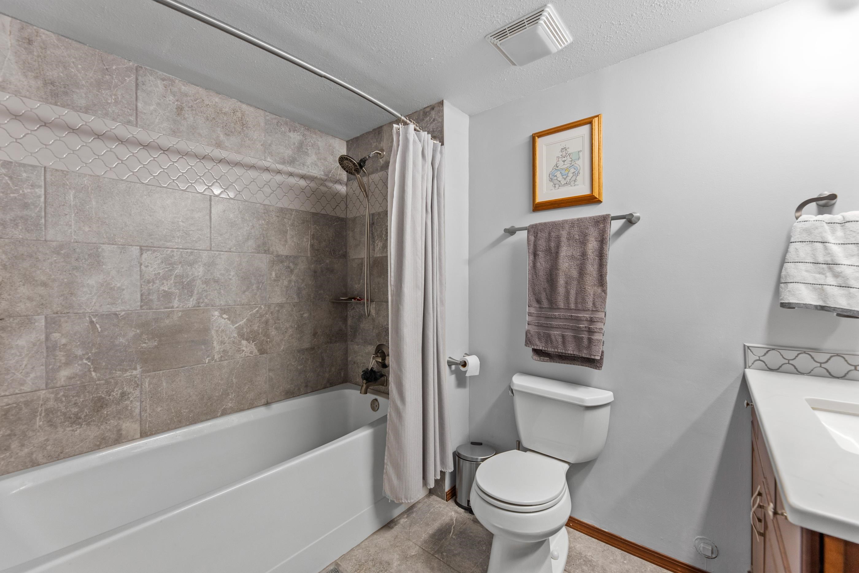 12018 W Rolling Hills St Property Photo 33