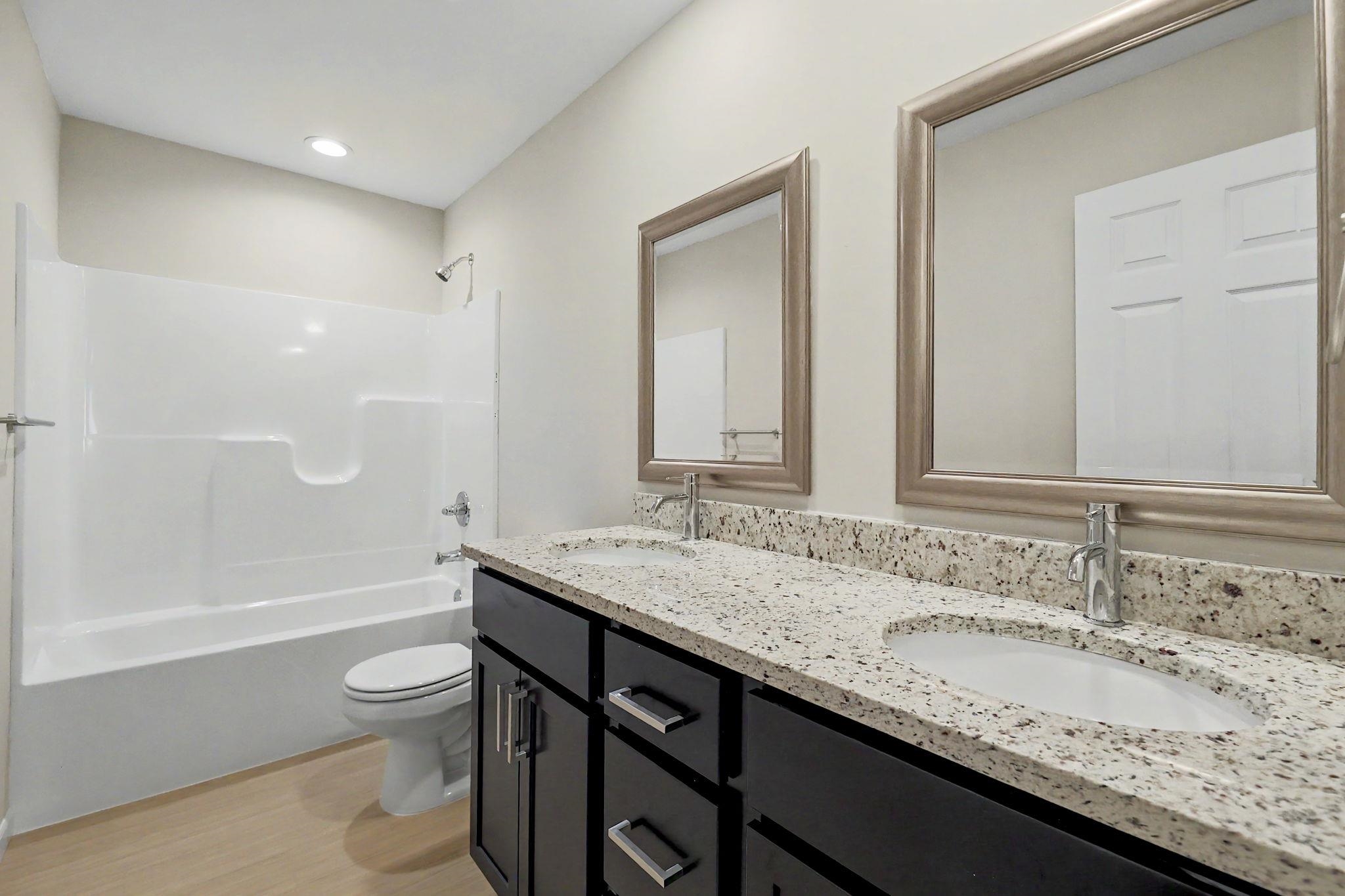 1118 W Munnell Property Photo 18