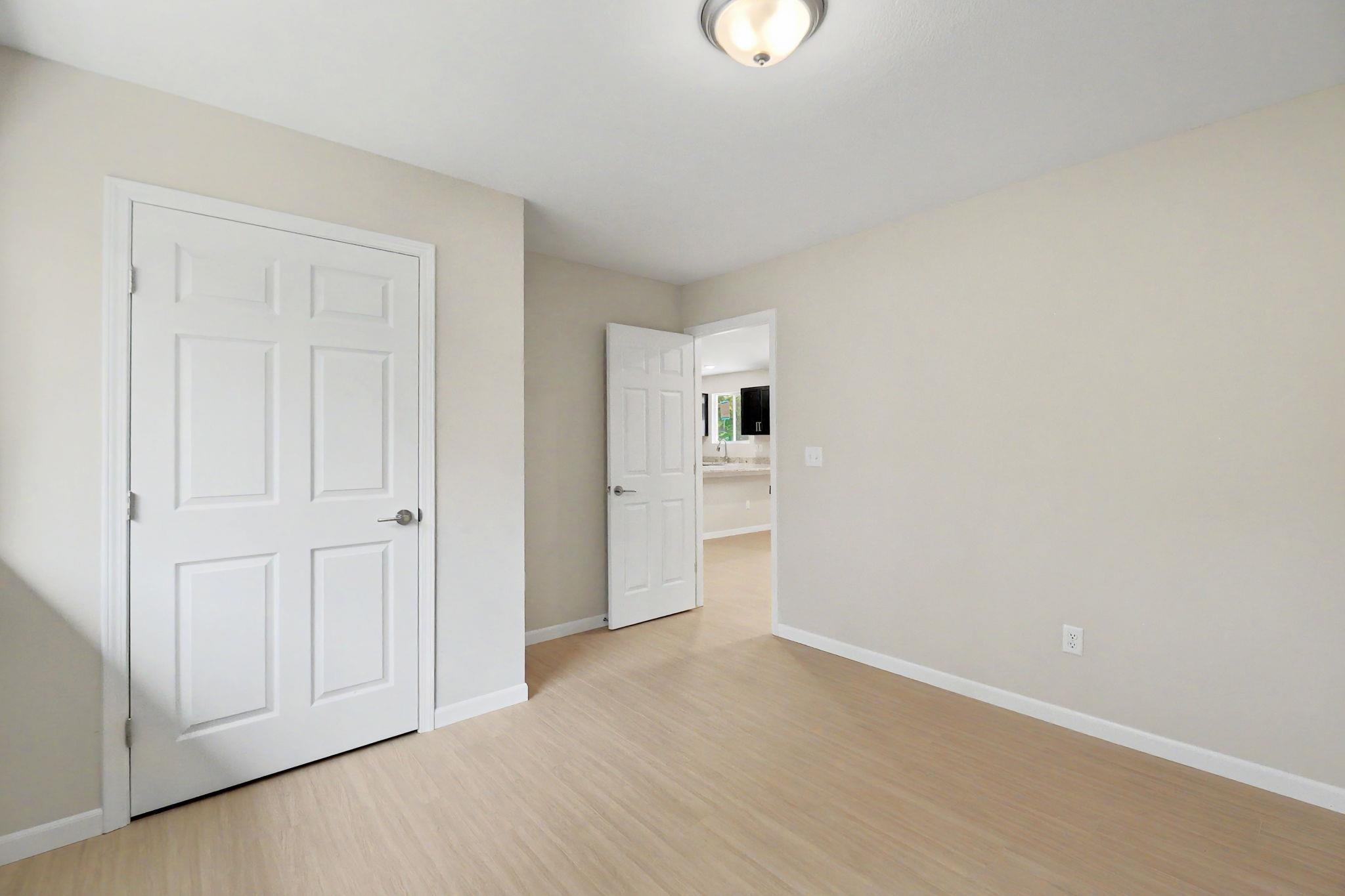 1118 W Munnell Property Photo 19