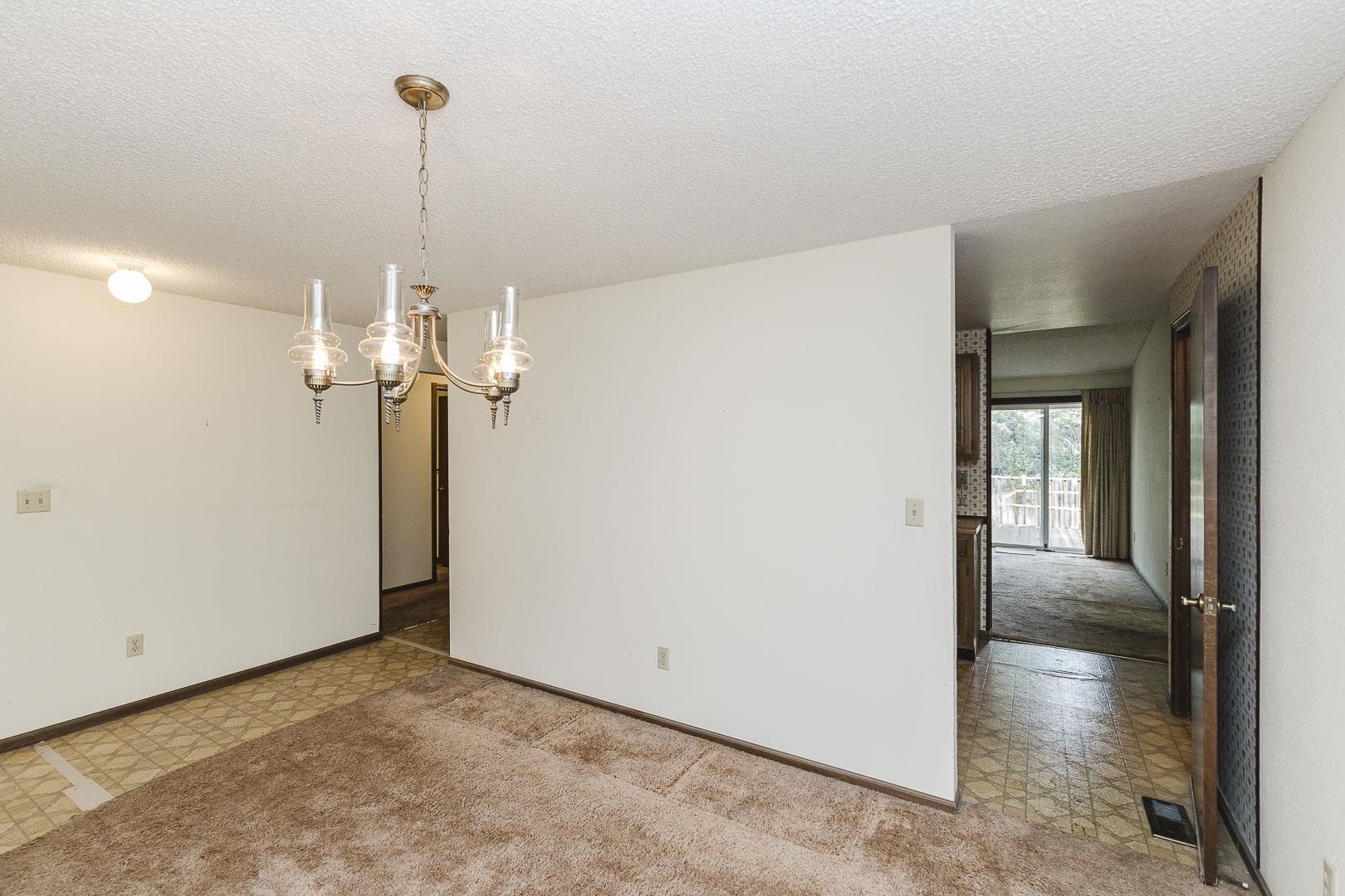 3231 N Brookfield Property Photo 5