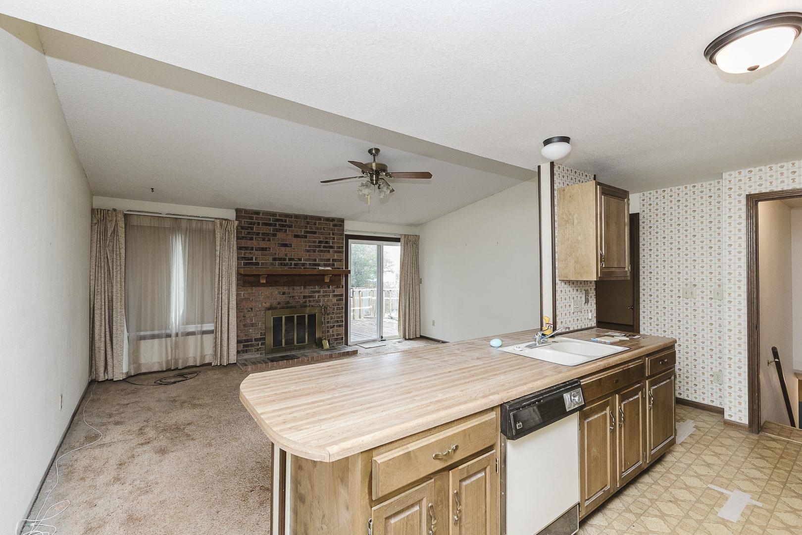 3231 N Brookfield Property Photo 6