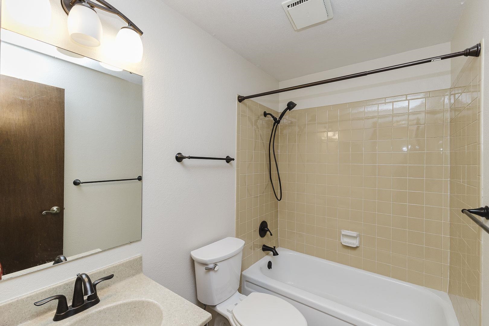 3231 N Brookfield Property Photo 17