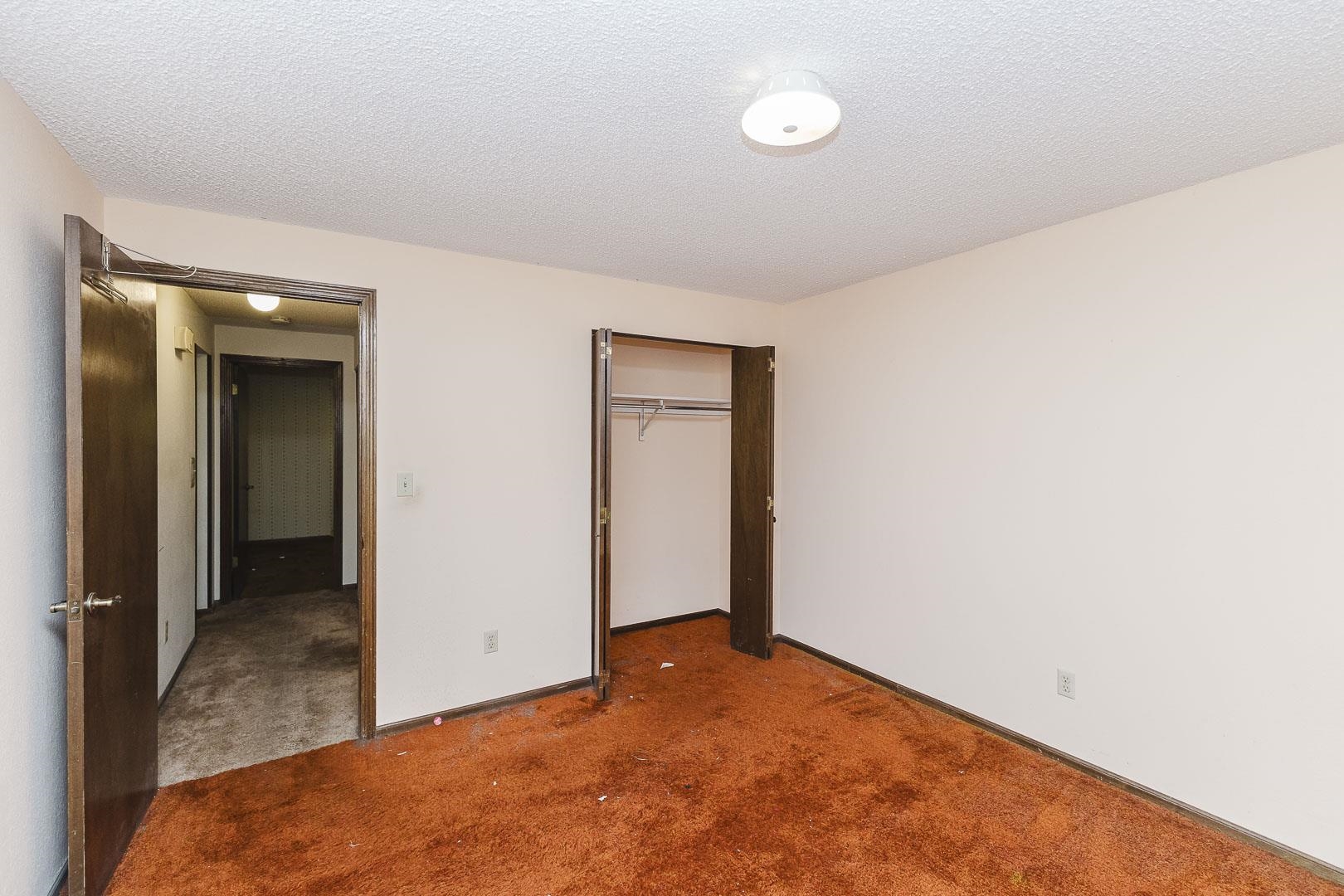 3231 N Brookfield Property Photo 19