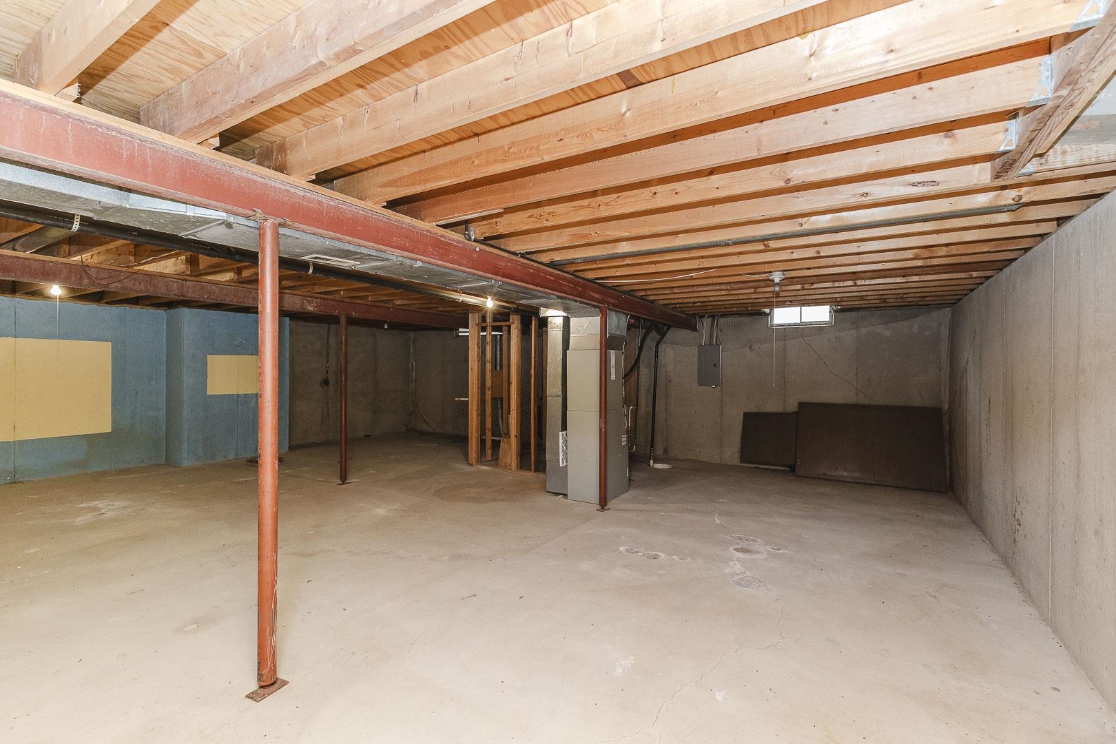 3231 N Brookfield Property Photo 22