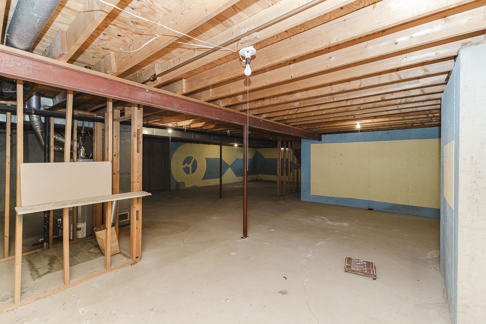 3231 N Brookfield Property Photo 24