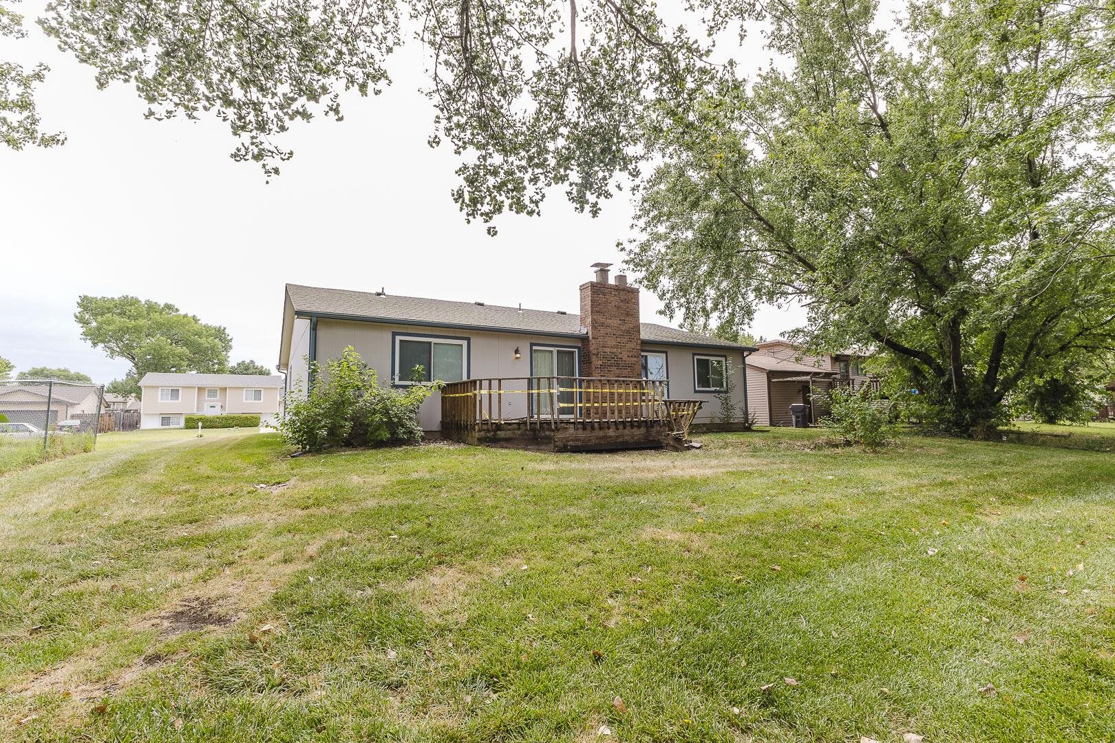 3231 N Brookfield Property Photo 27