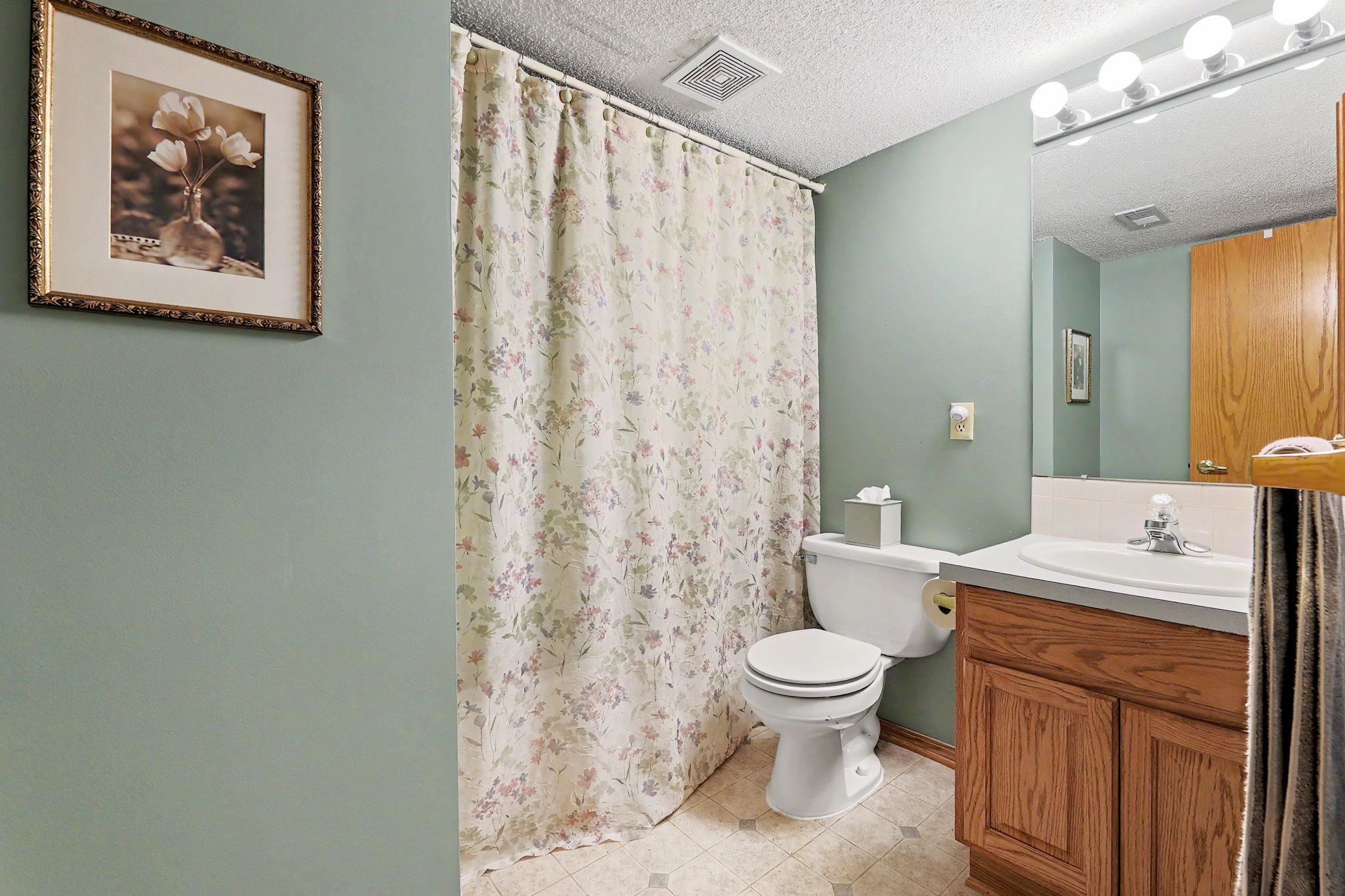 1212 N Sunset Dr Property Photo 26