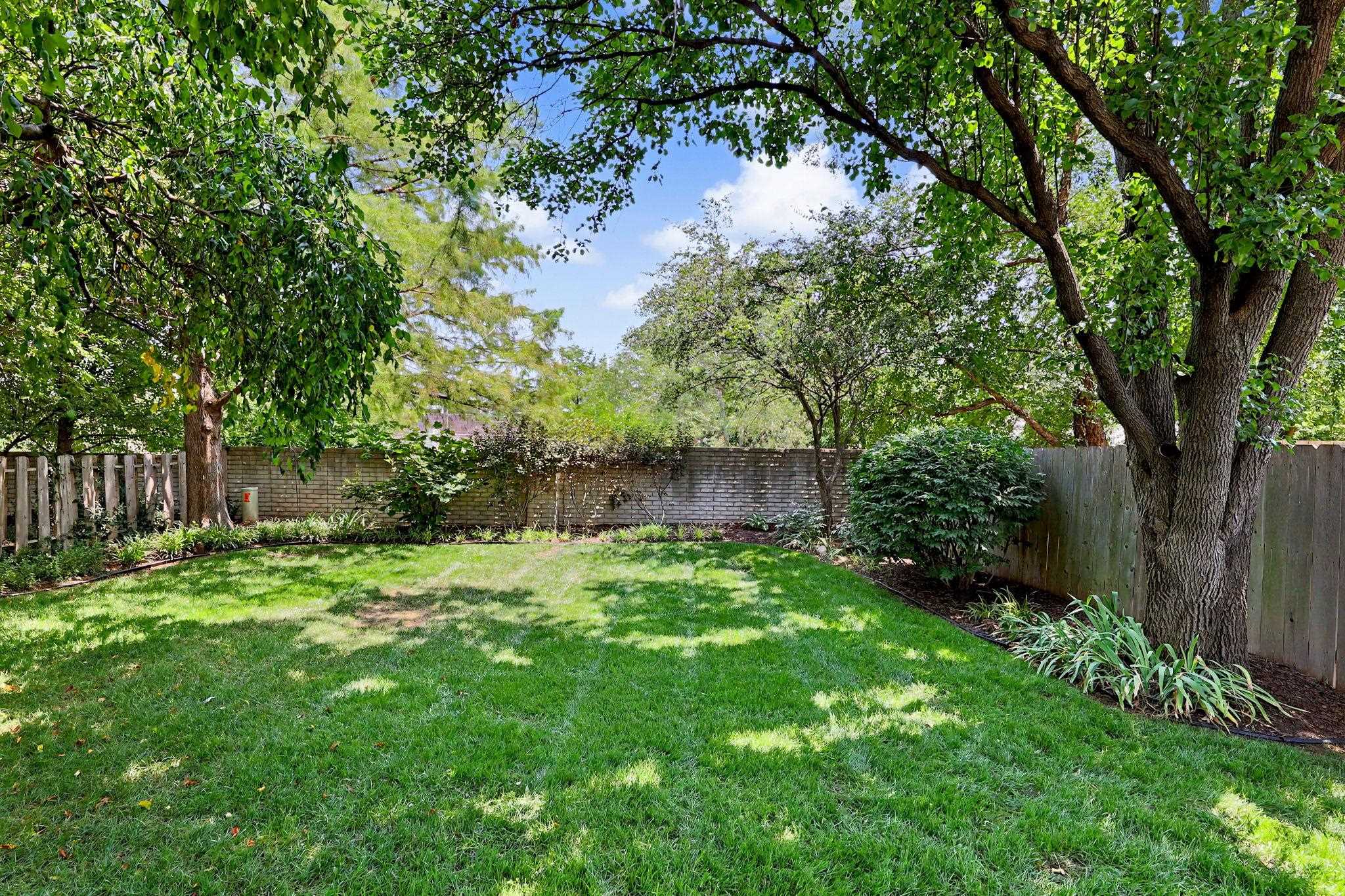 1212 N Sunset Dr Property Photo 28