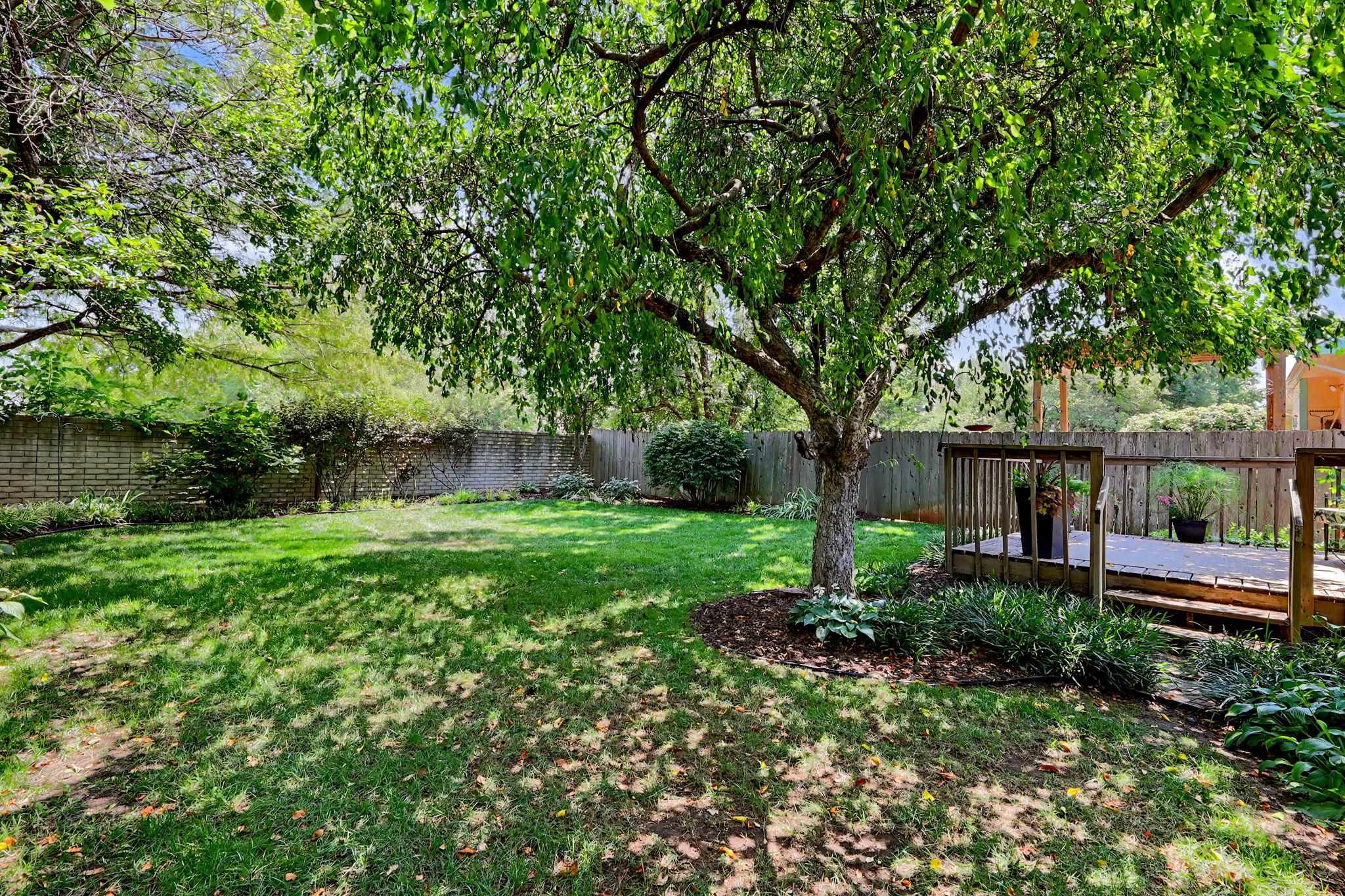 1212 N Sunset Dr Property Photo 30