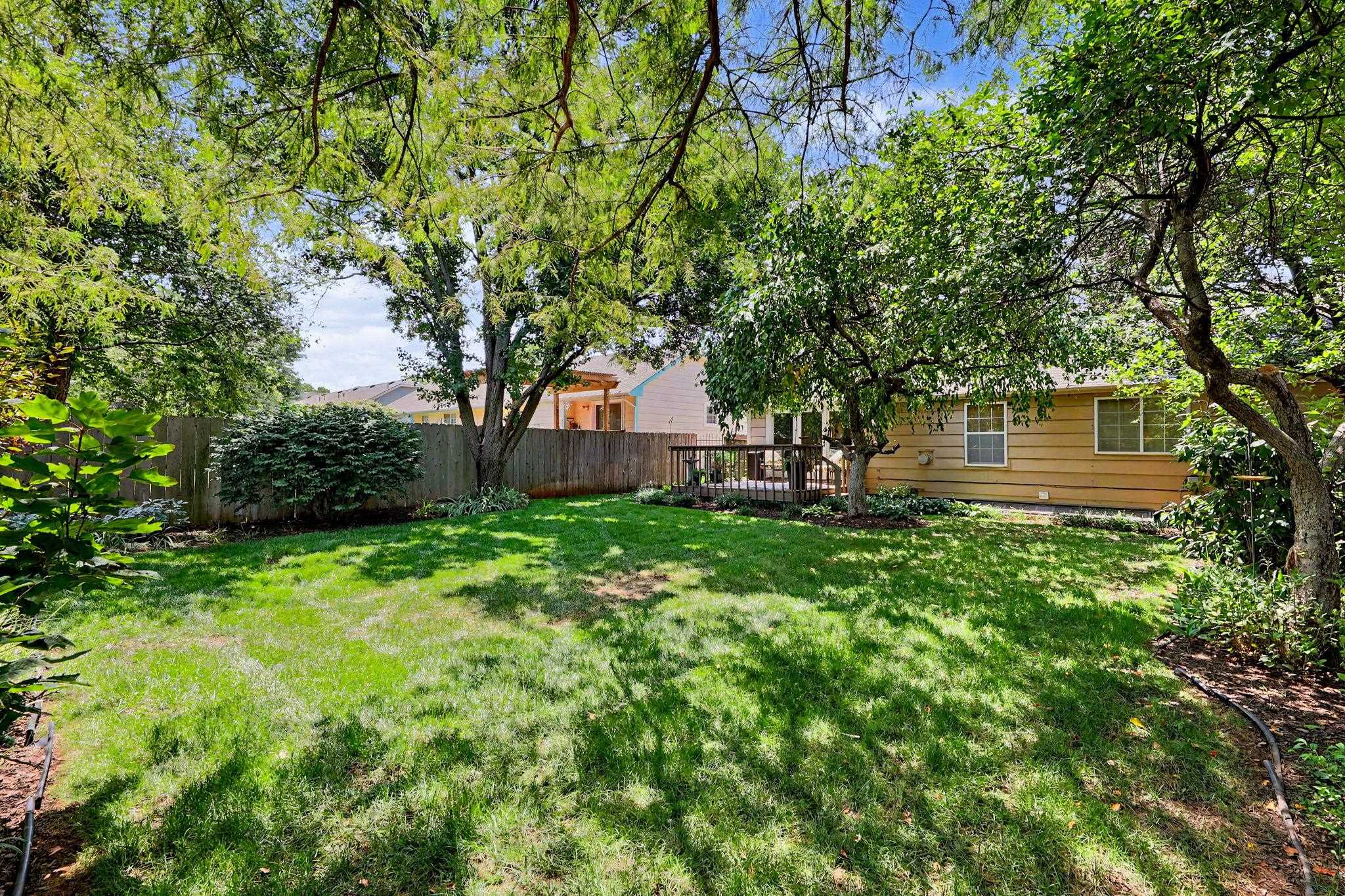 1212 N Sunset Dr Property Photo 31