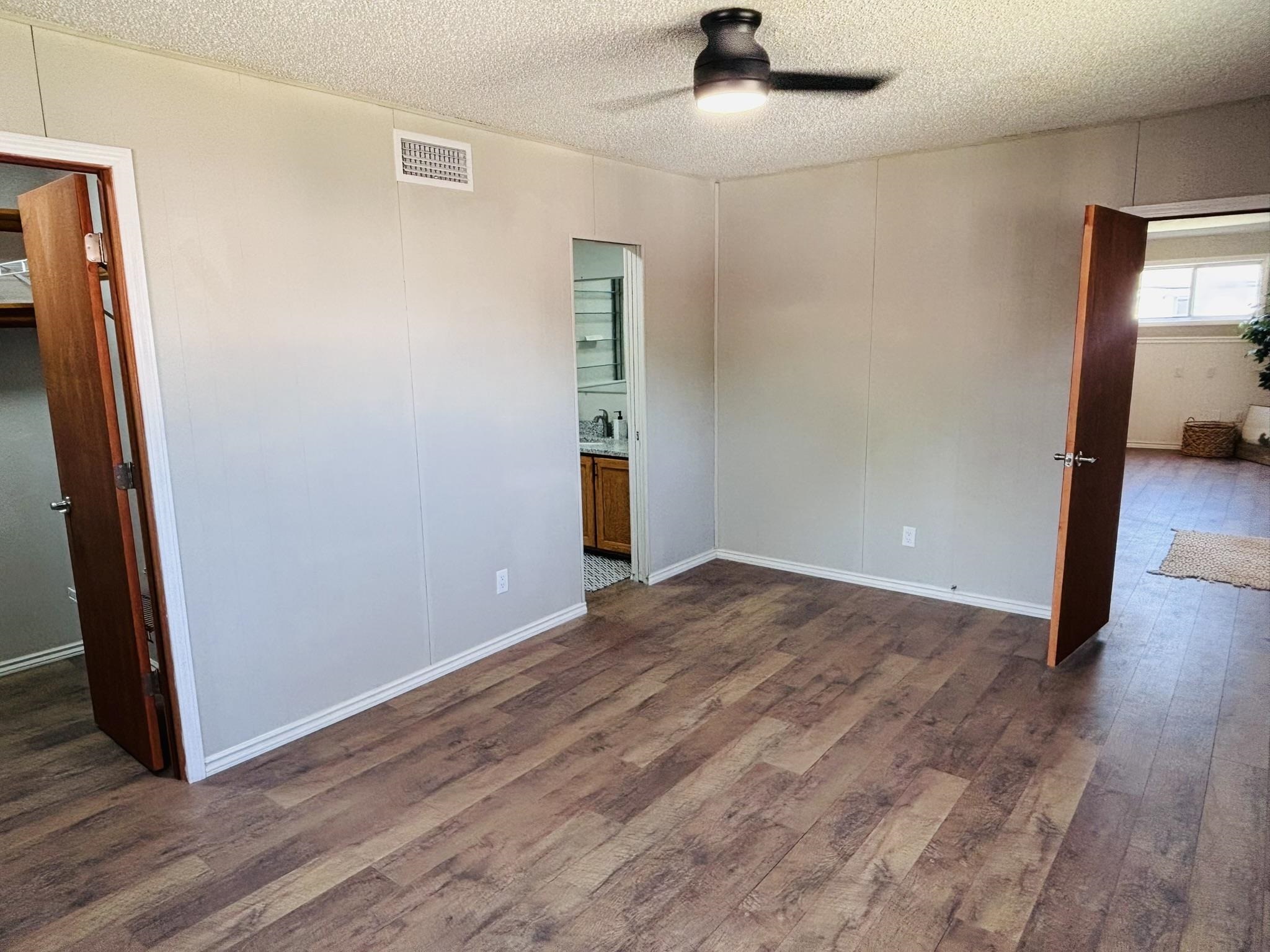 3026 S Fern Property Photo 14