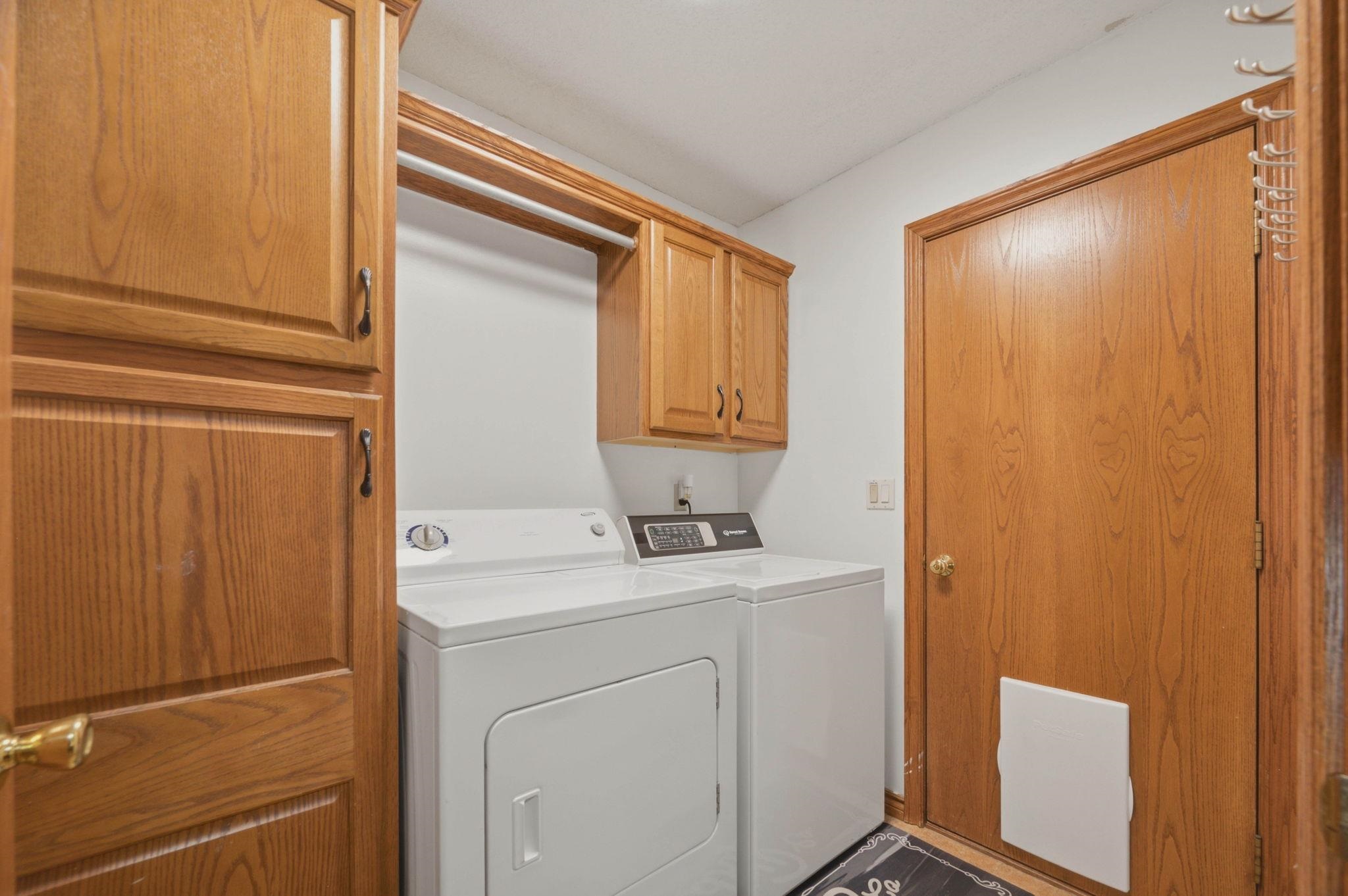 15300 Breezy Lane Property Photo 15