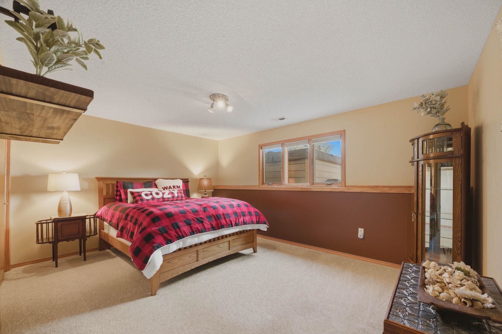 15300 Breezy Lane Property Photo 25