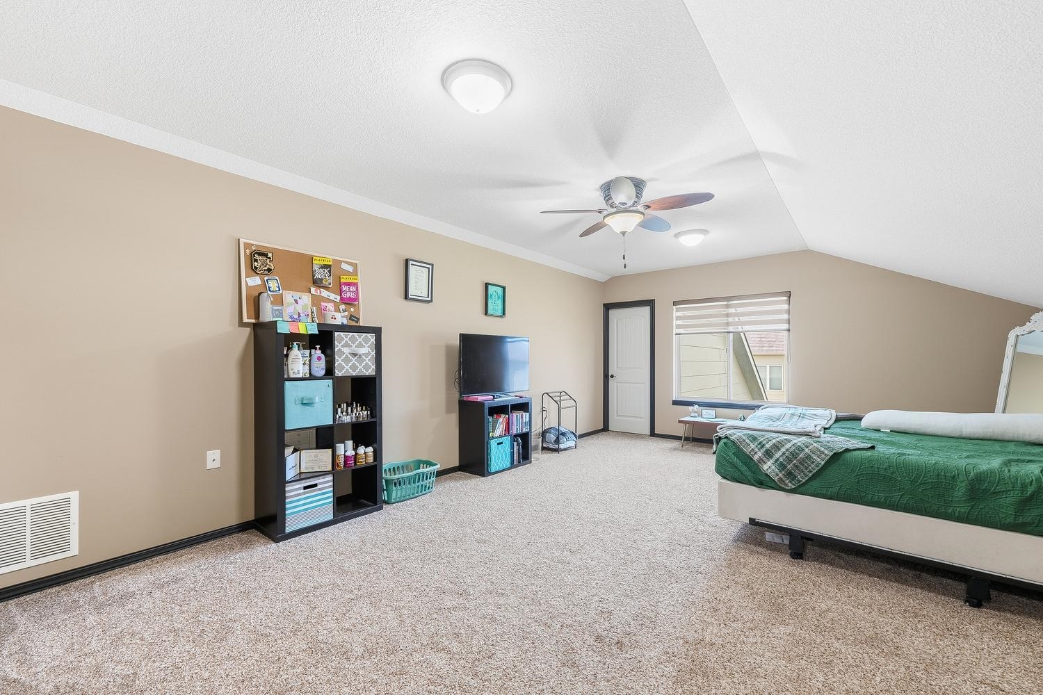 2319 S Vintage Dr Property Photo 20