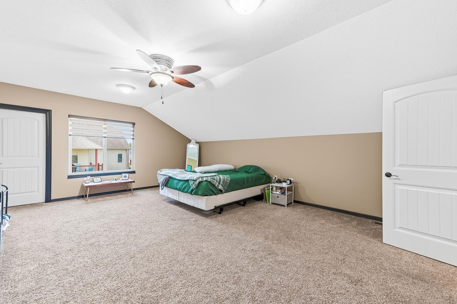 2319 S Vintage Dr Property Photo 21