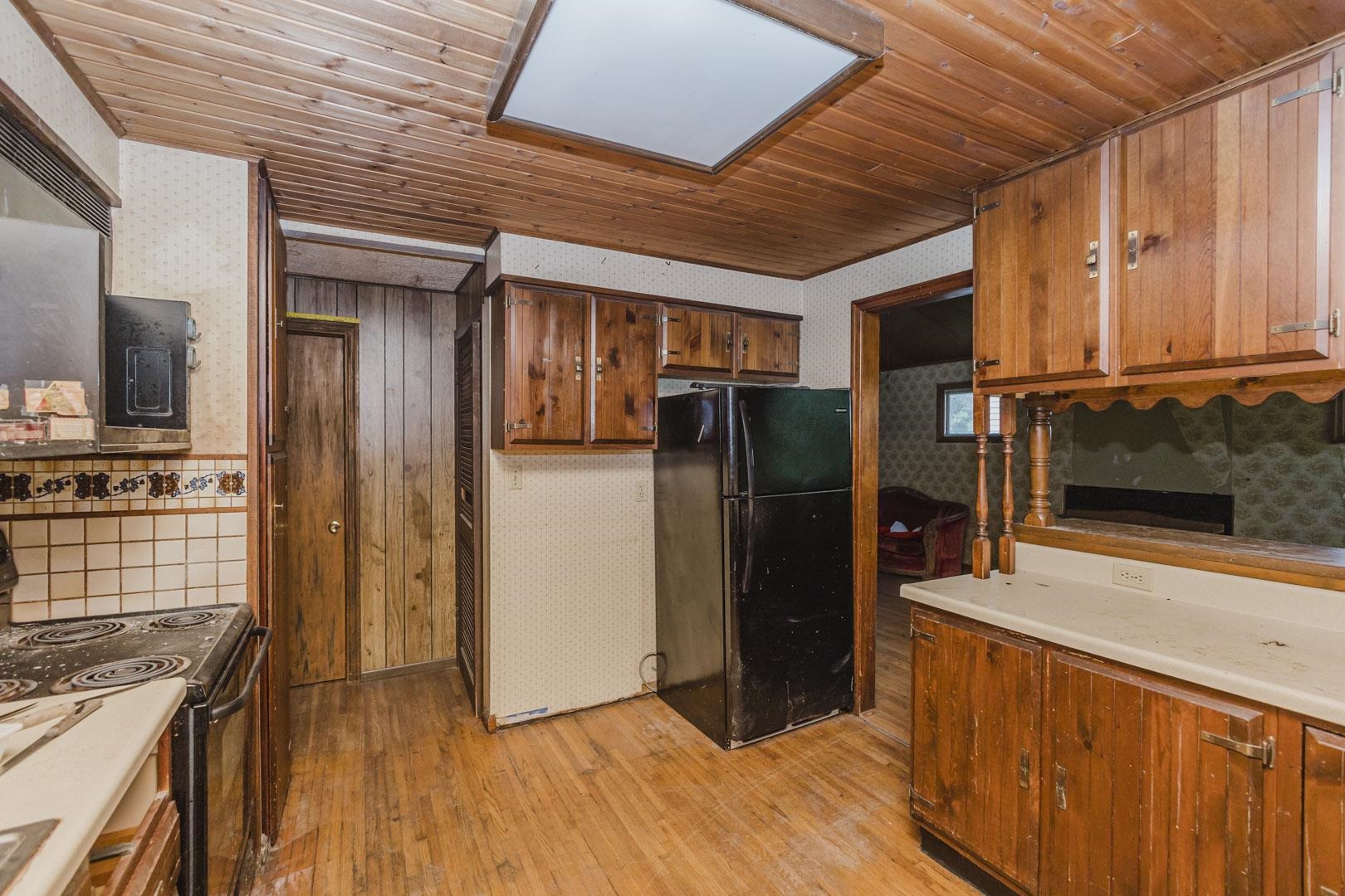 1120 Pineridge St. Property Photo 8