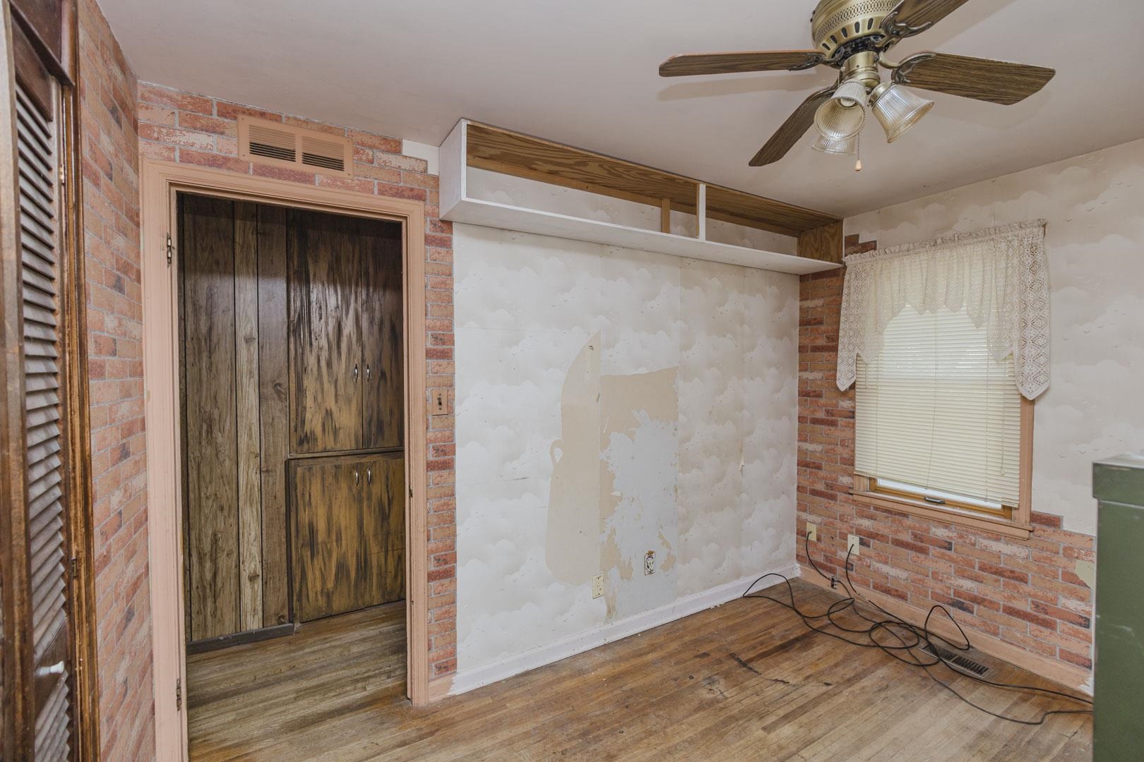 1120 Pineridge St. Property Photo 14