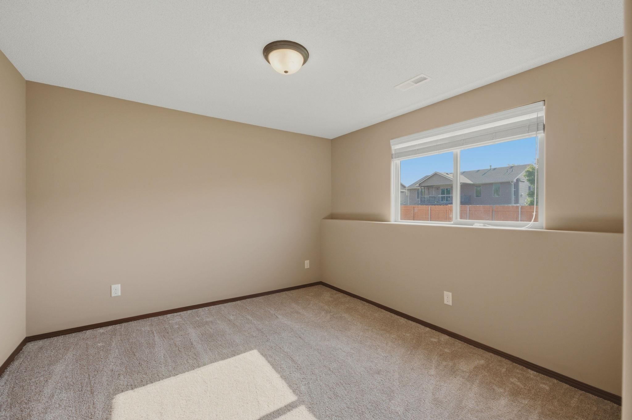 5112 N Saker Cir Property Photo 22