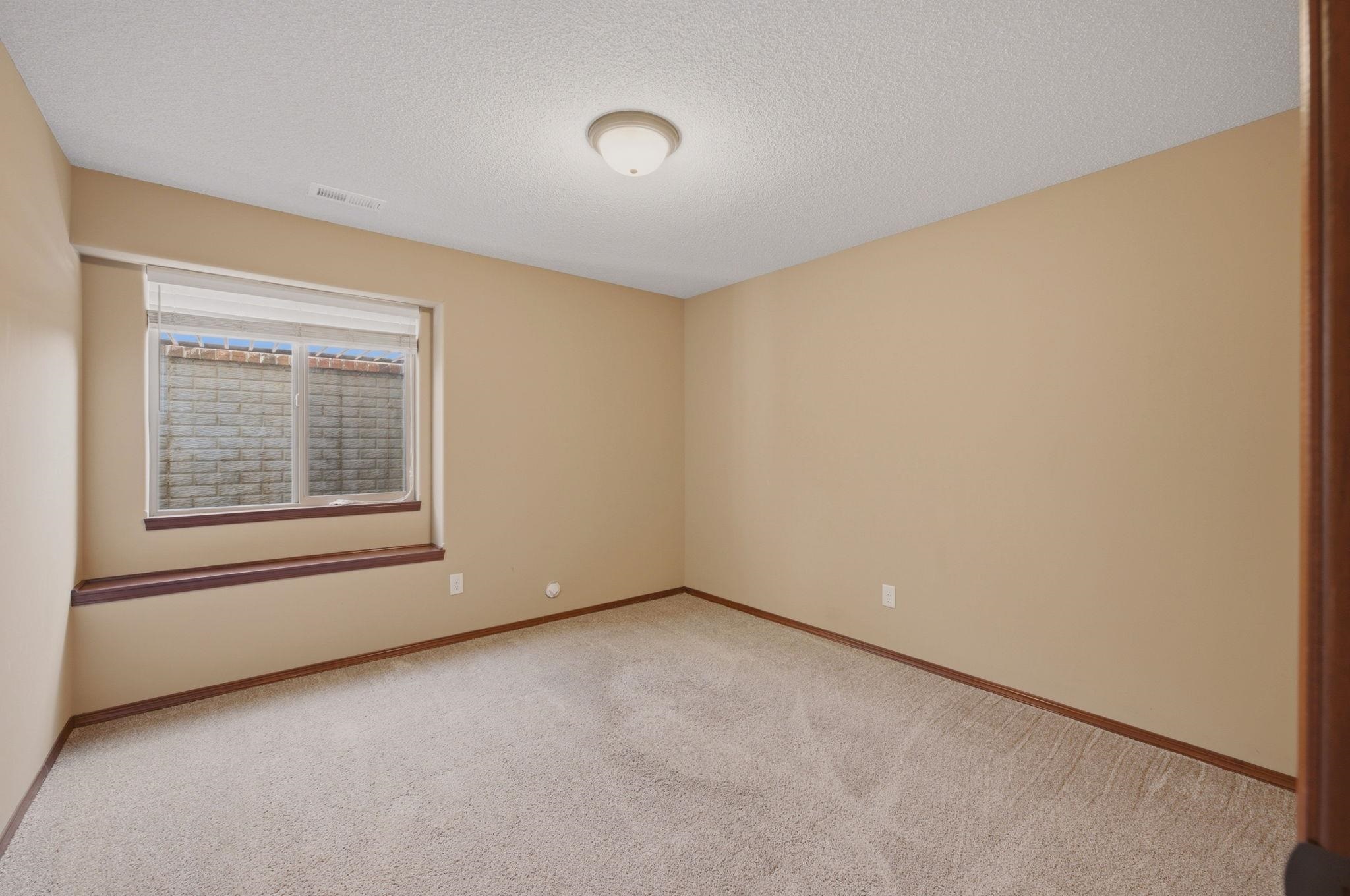 5112 N Saker Cir Property Photo 23