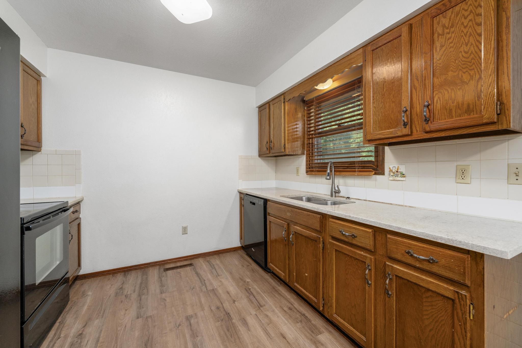 1305 N Sheridan St Property Photo 11