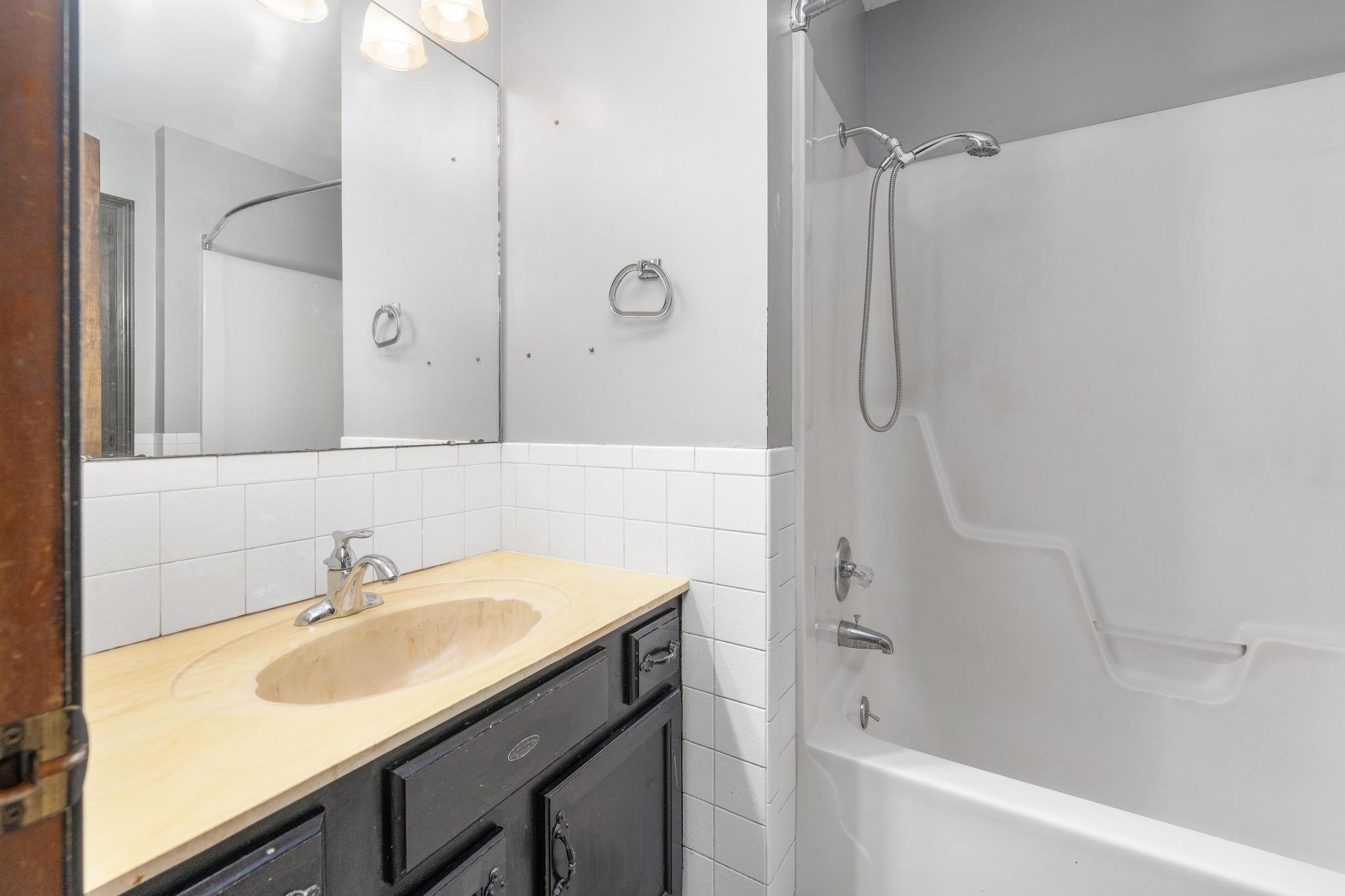 1305 N Sheridan St Property Photo 21