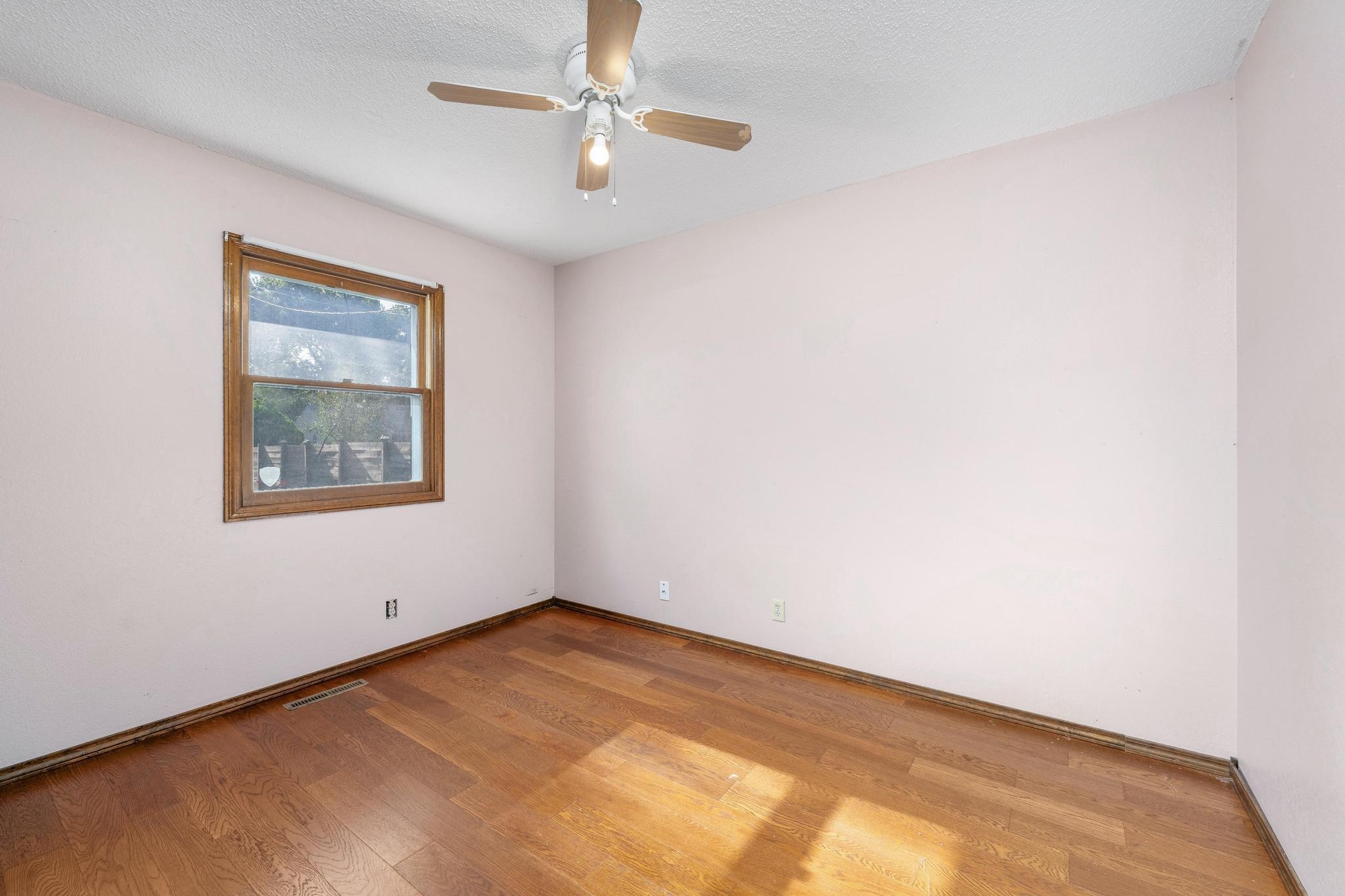 1305 N Sheridan St Property Photo 22