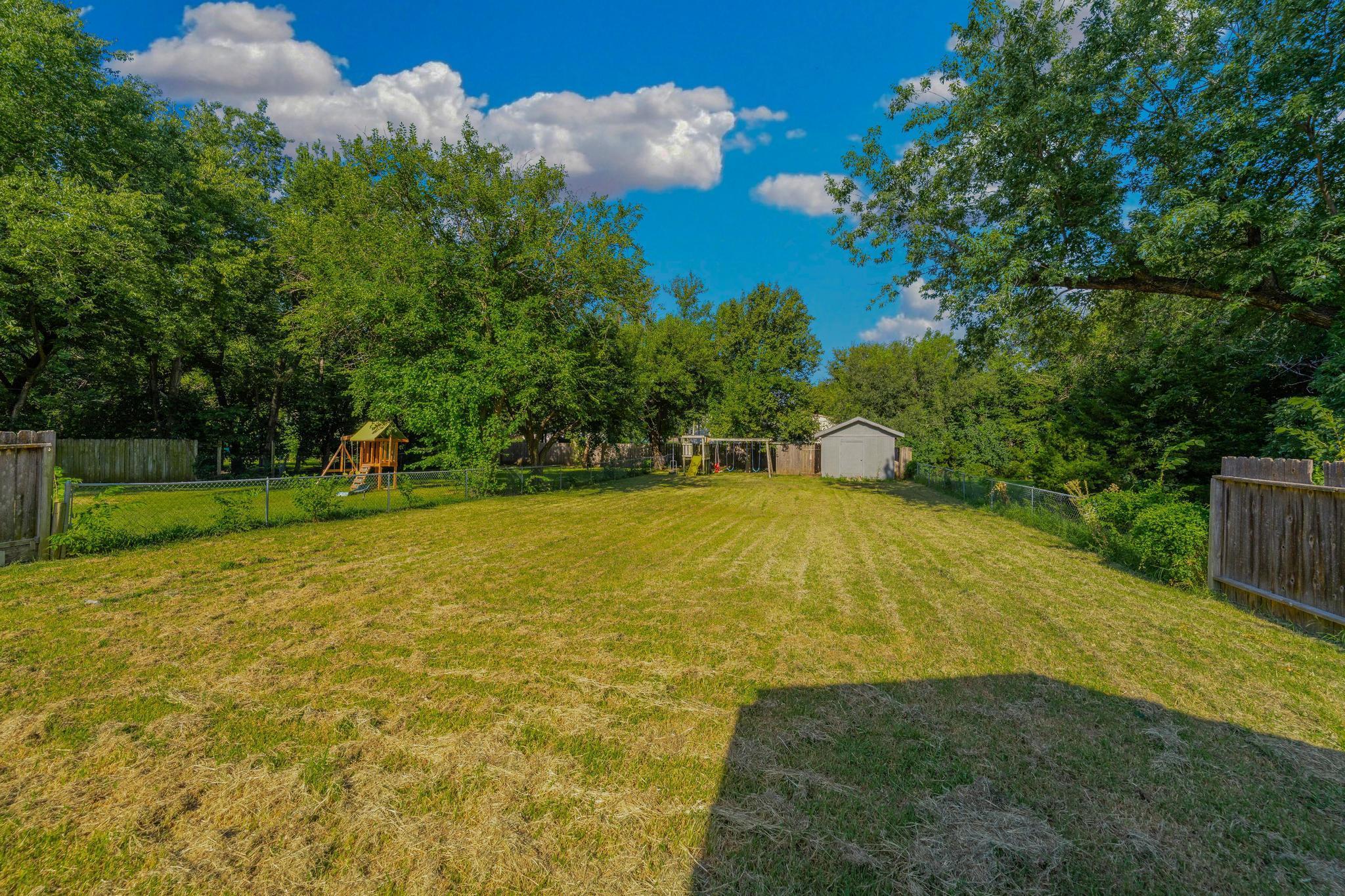1305 N Sheridan St Property Photo 32