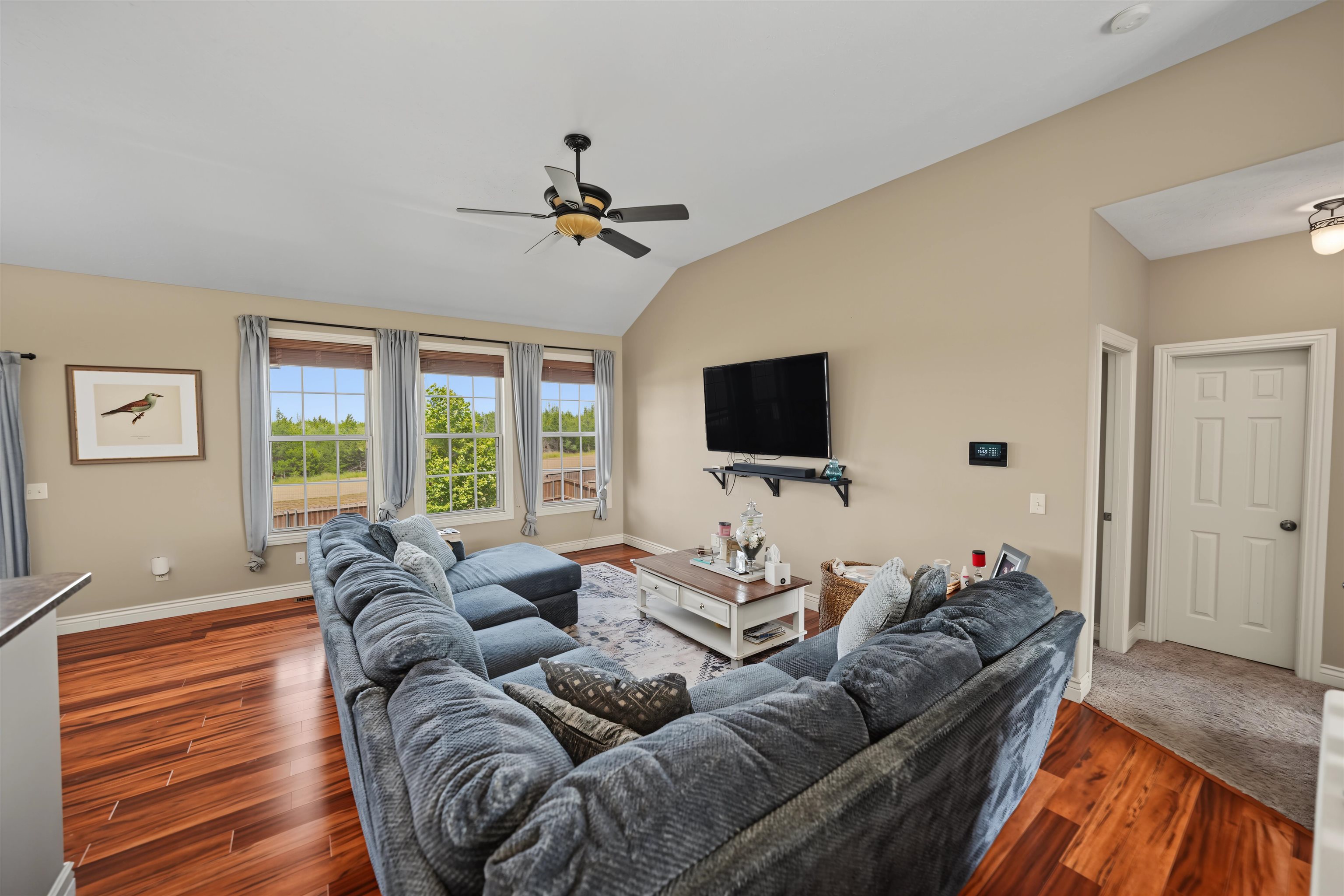 2108 Brookefield Dr Property Photo 2