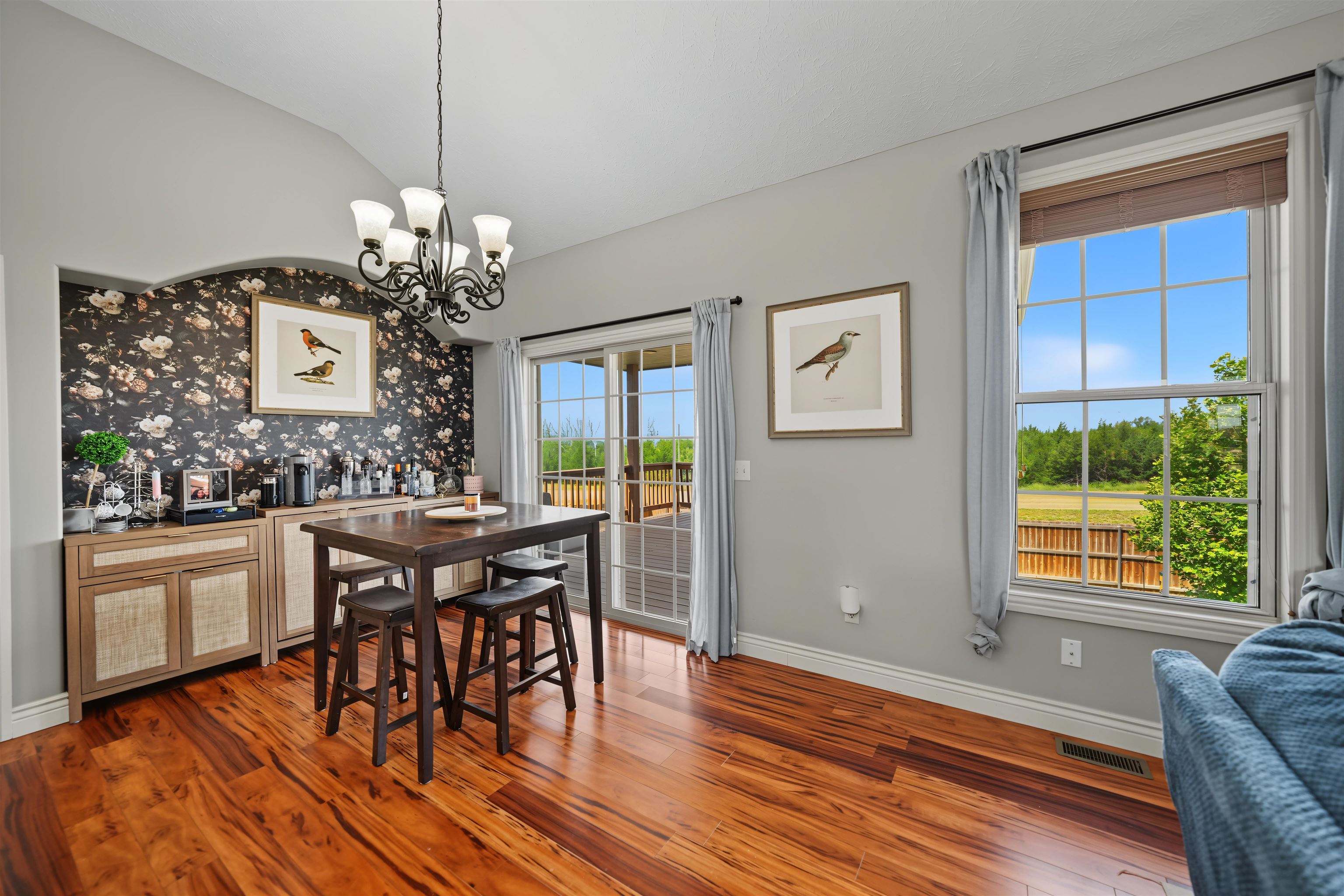 2108 Brookefield Dr Property Photo 6