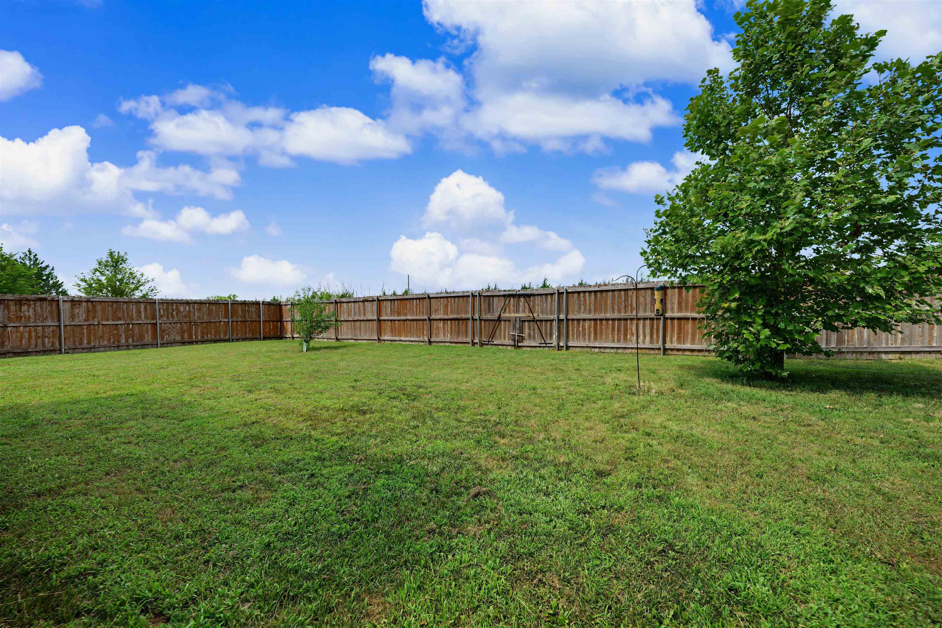 2108 Brookefield Dr Property Photo 29