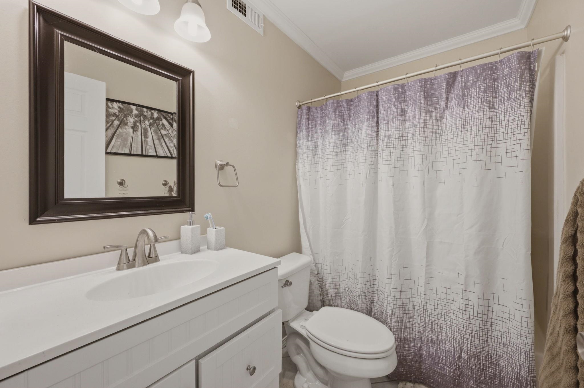 1441 N Smith Ct. # 2 Property Photo 8