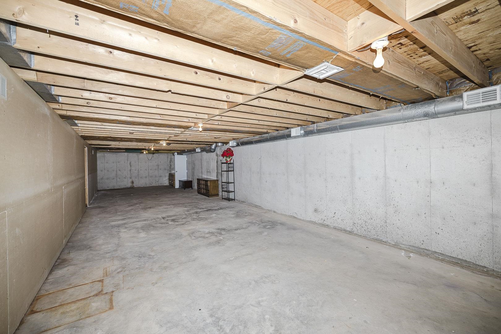 12 N Hawthorne Property Photo 23