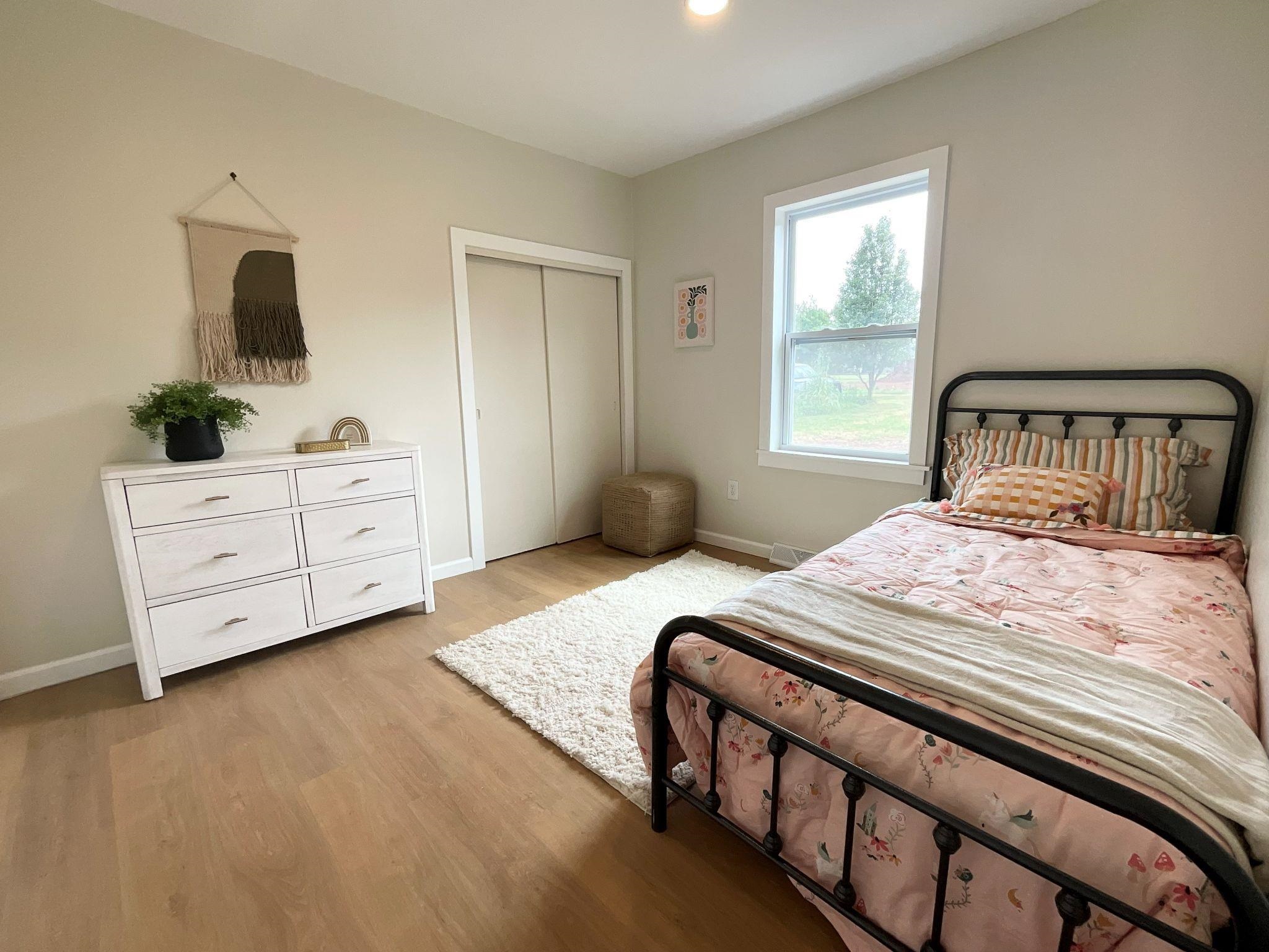 404 N Webb Property Photo 11