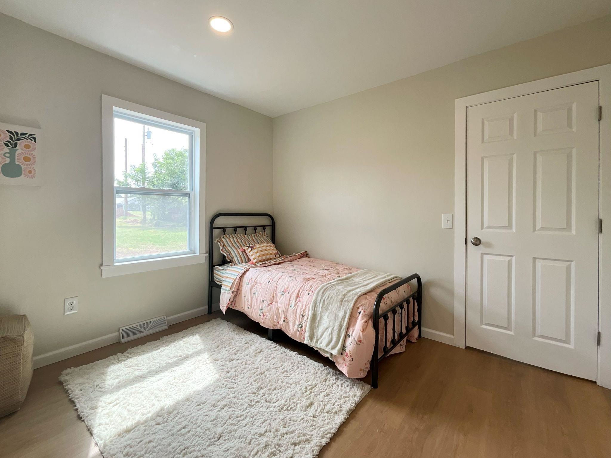 404 N Webb Property Photo 12