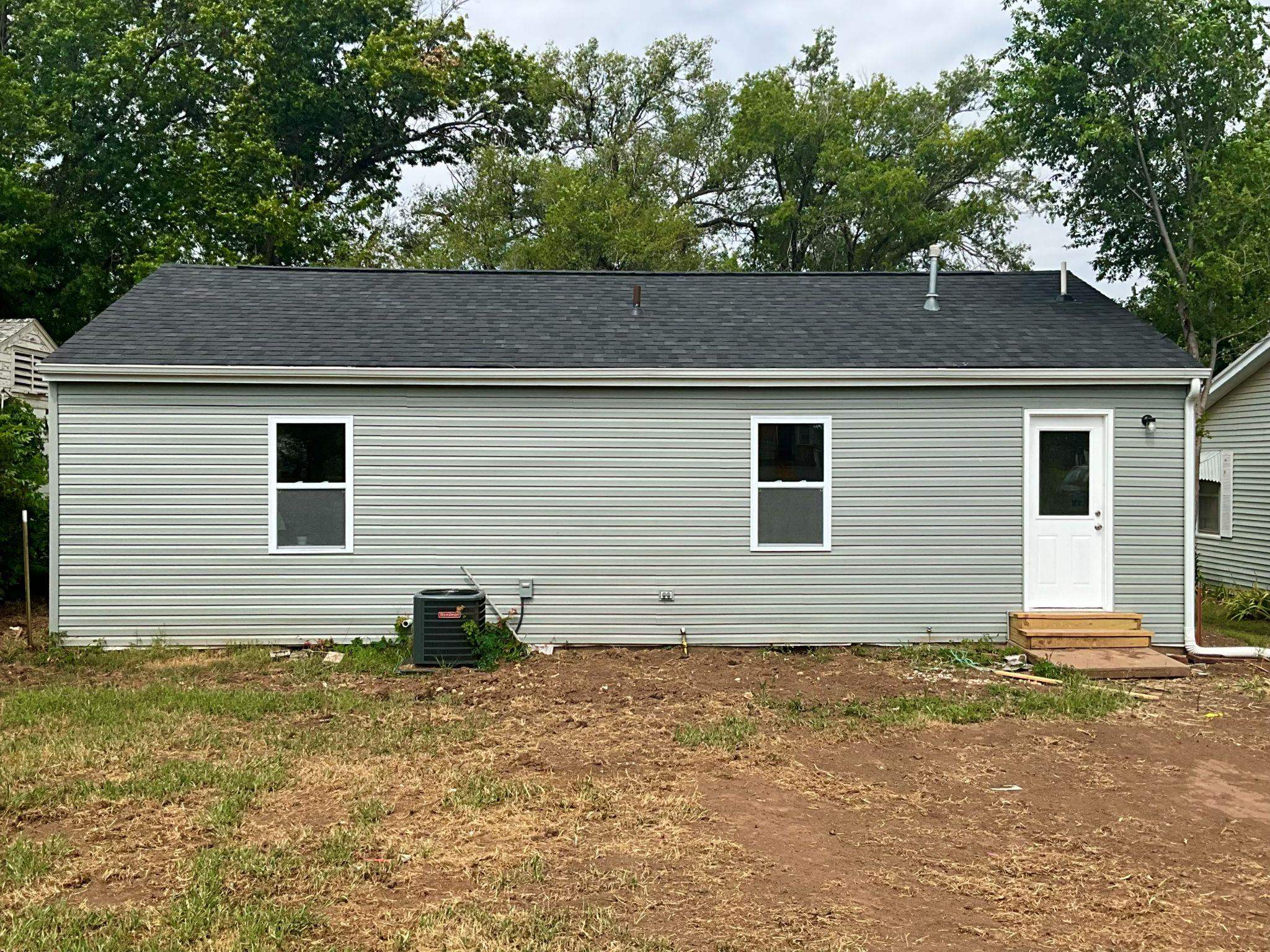 404 N Webb Property Photo 13