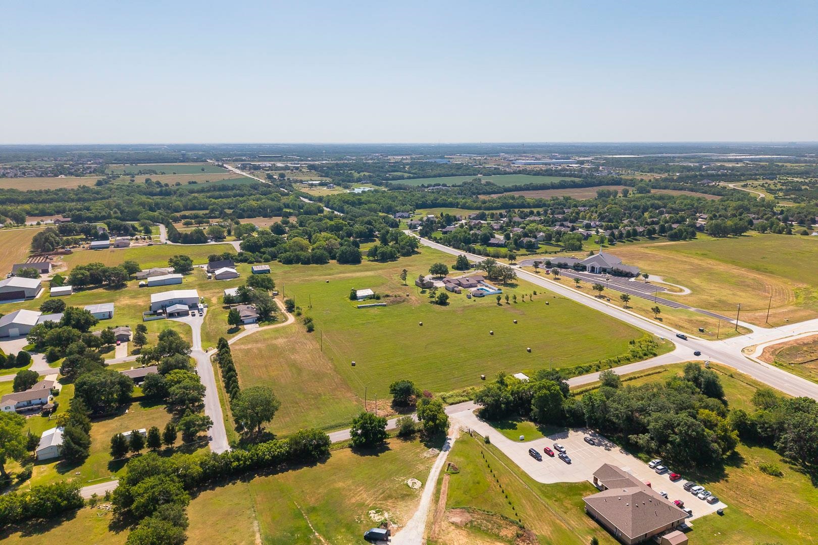 1.3+/- Acres At Hawthorne Property Photo 15