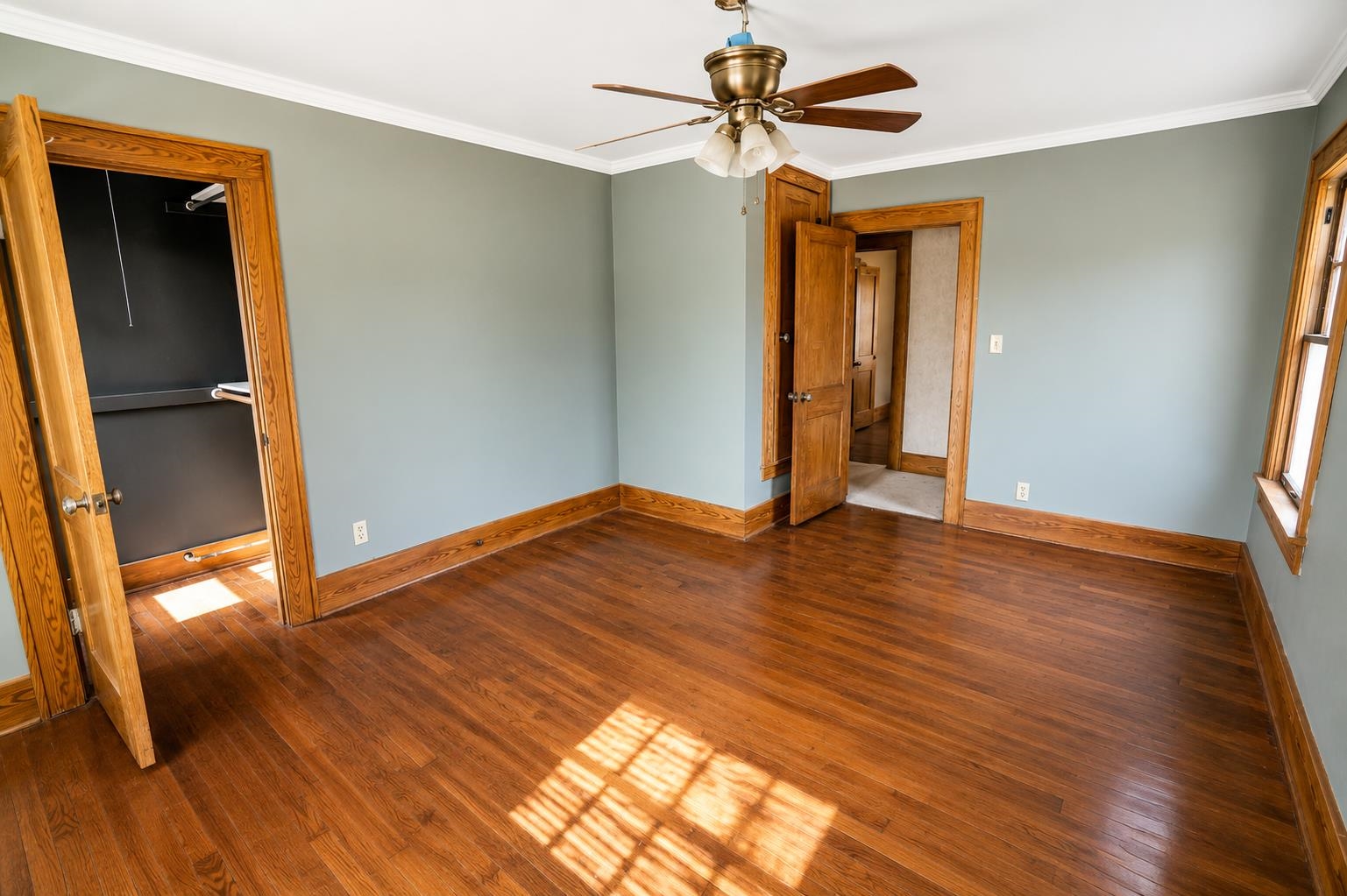 201 Park Property Photo 9