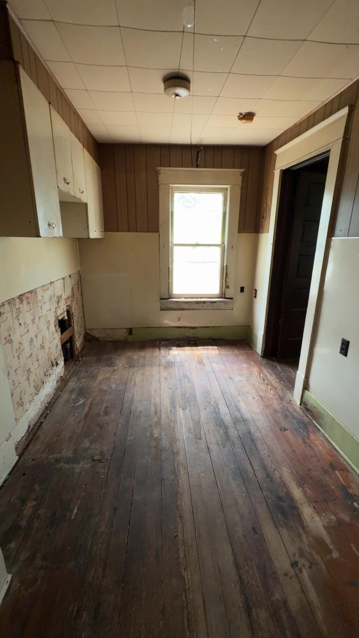 311 W Towanda Property Photo 22
