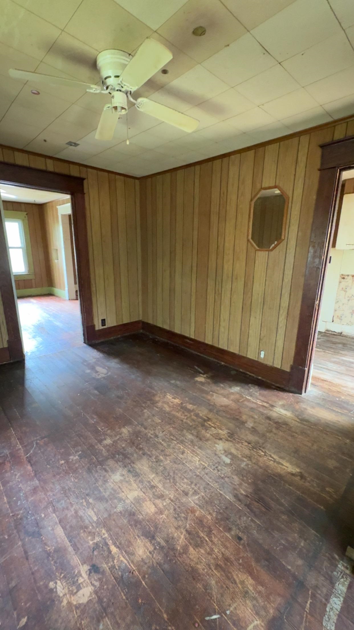 311 W Towanda Property Photo 24