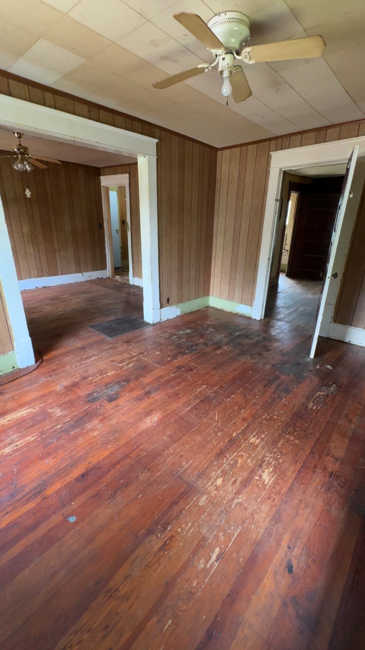 311 W Towanda Property Photo 25