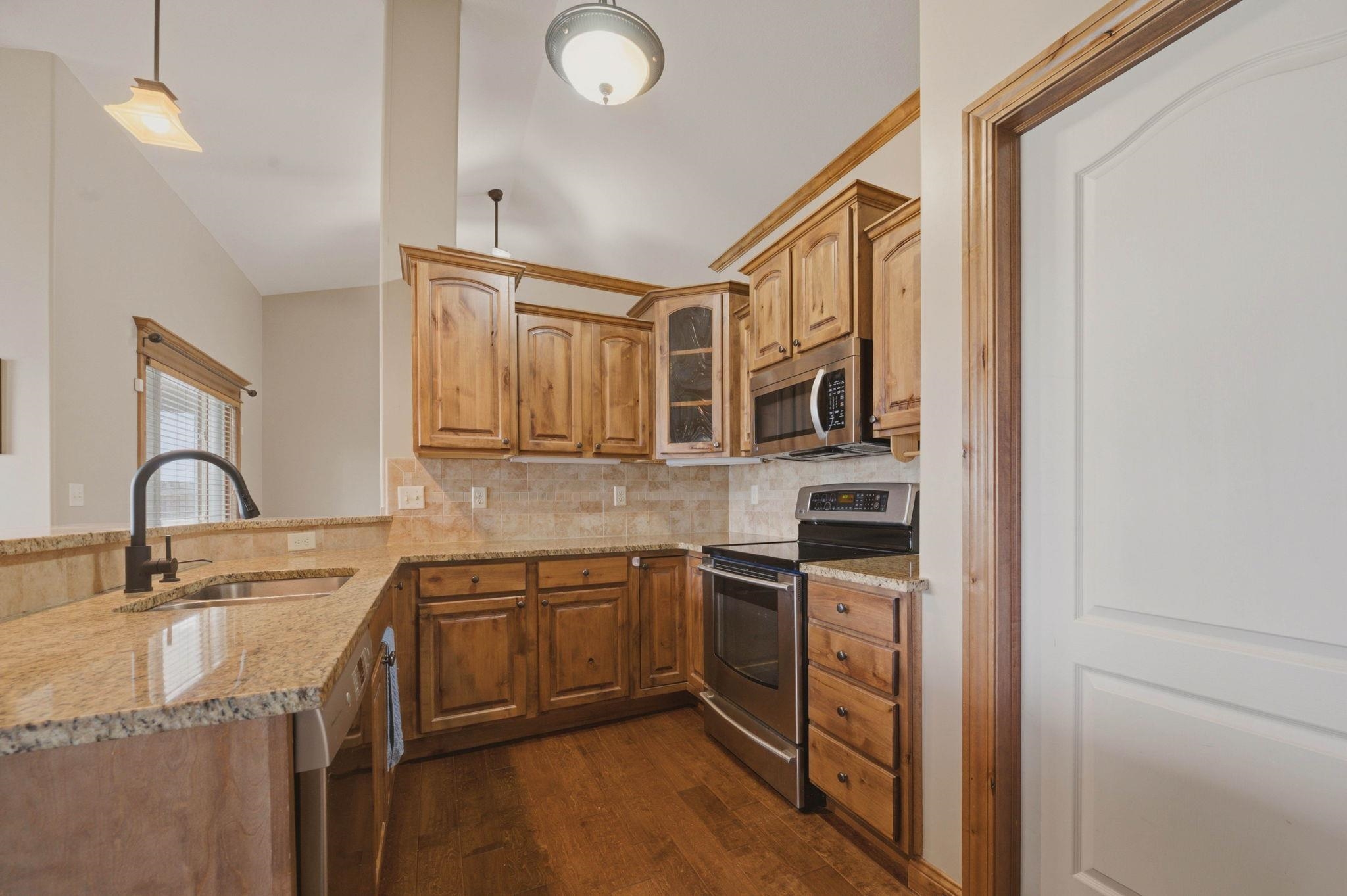 15106 W Slope St Property Photo 12