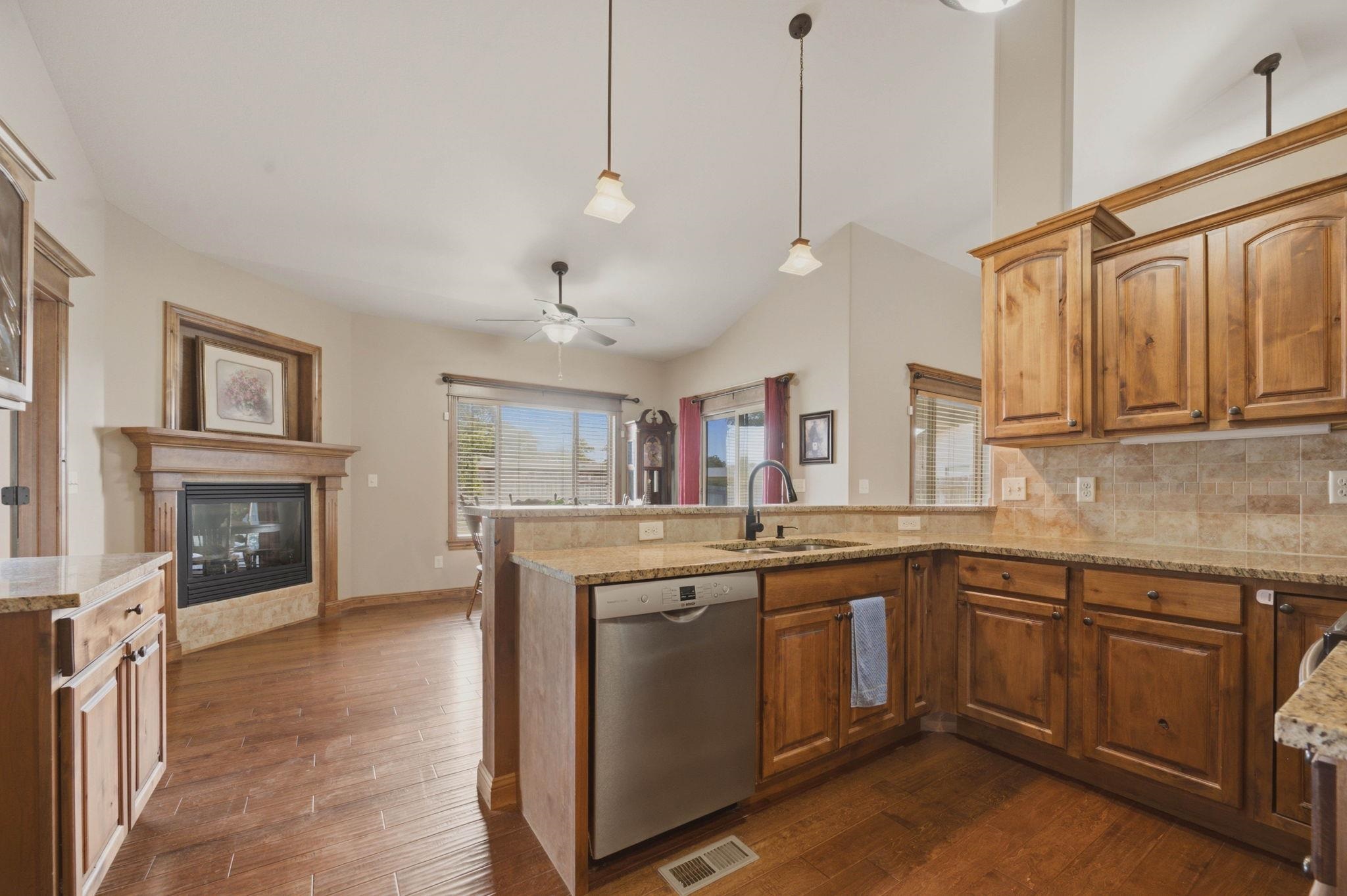 15106 W Slope St Property Photo 13
