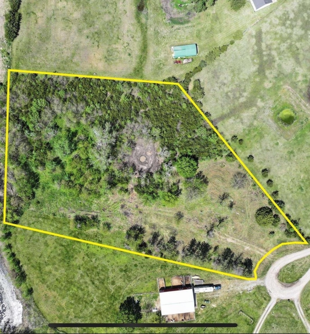 9769 Se Marks Point Property Photo 1