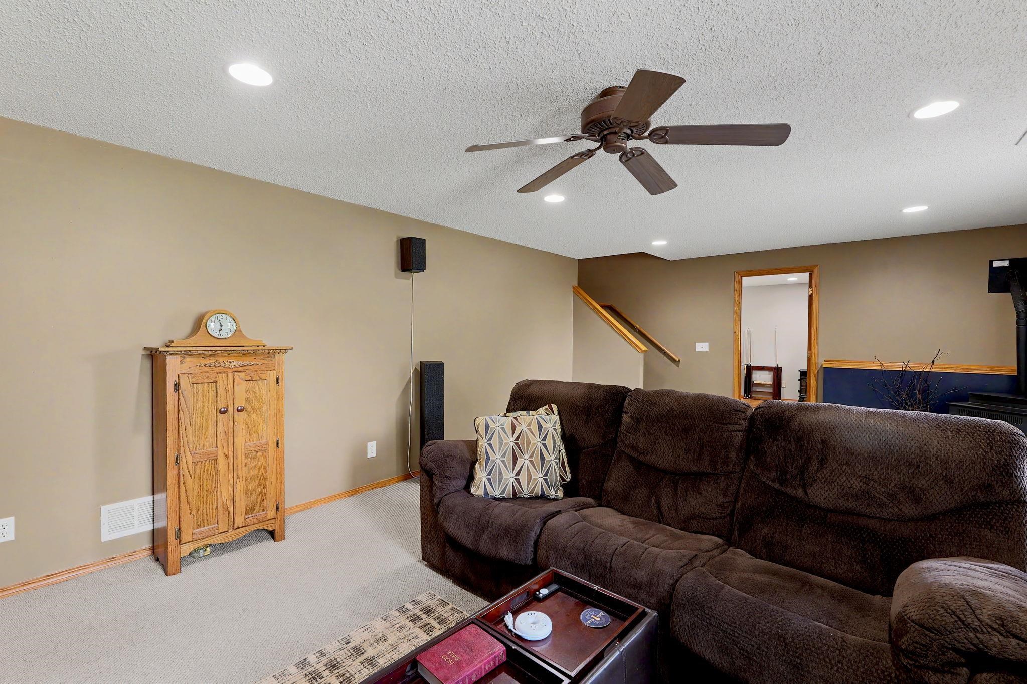 1051 N Aksarben Ct Property Photo 27