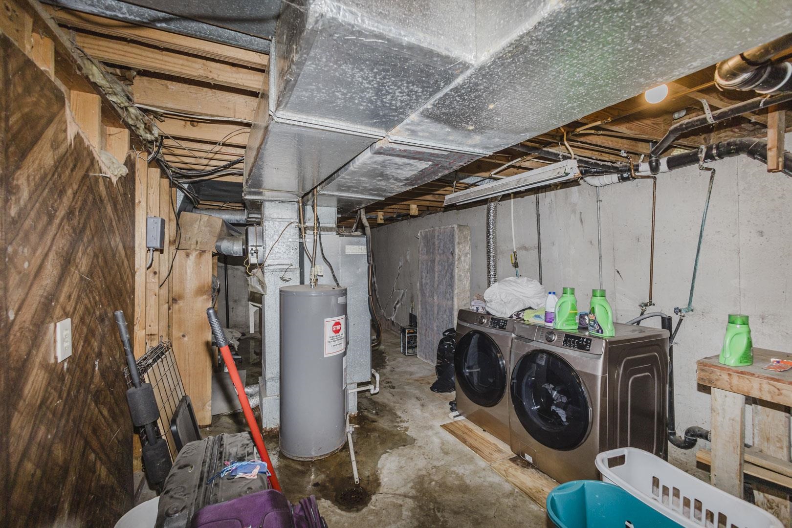 4914 Looman Property Photo 19