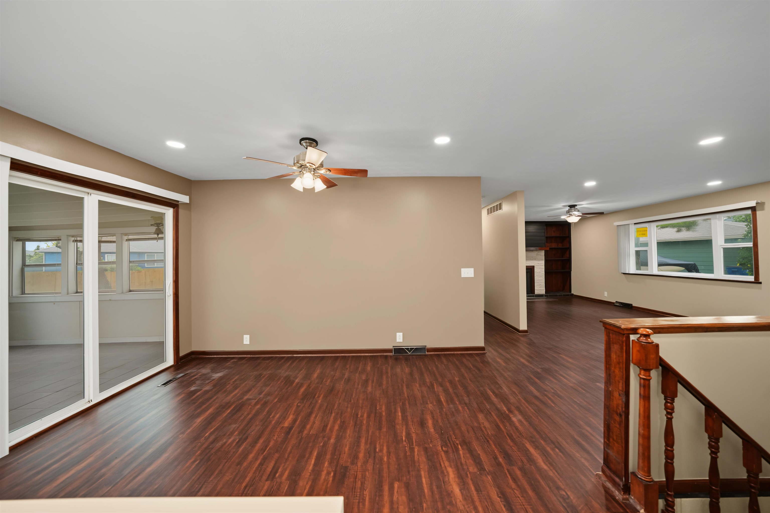 736 Scott Ave Property Photo 14