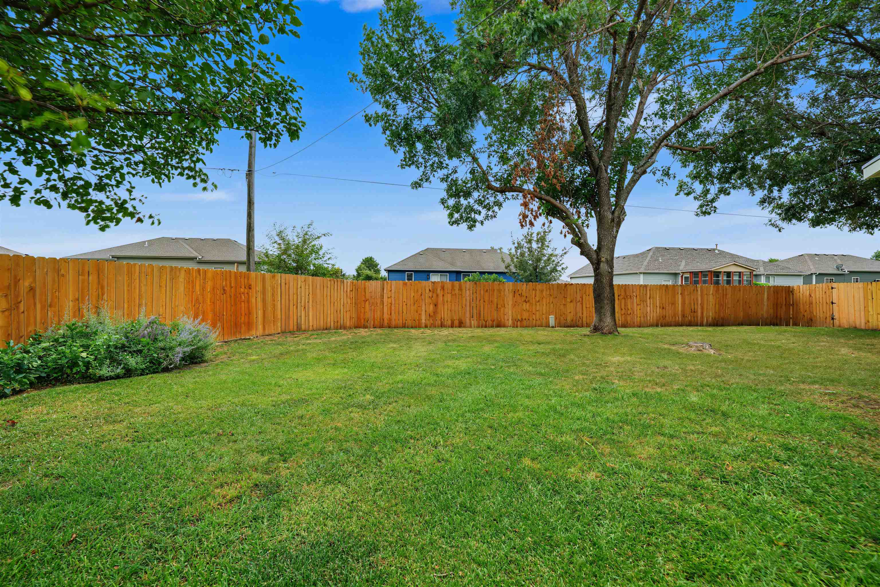 736 Scott Ave Property Photo 31