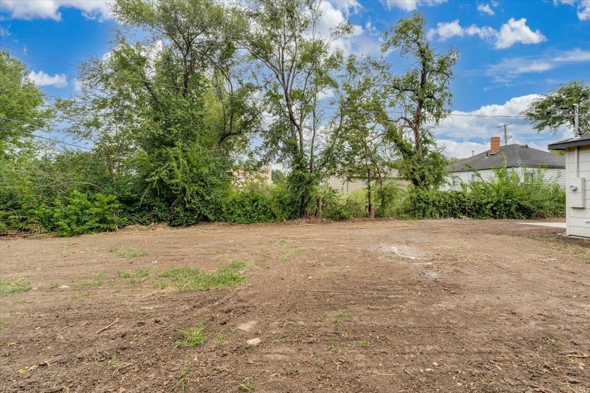 1745 N Chautauqua Ave Property Photo 34