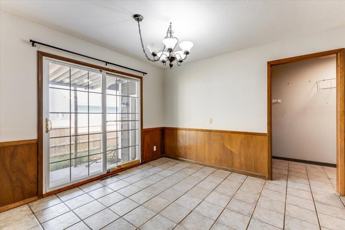 11611 W Kent Property Photo 5